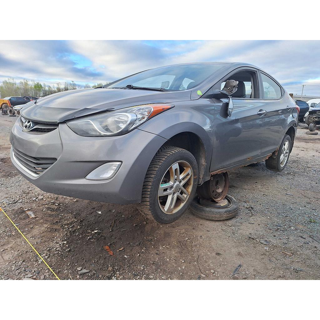 HYUNDAI ELANTRA 2013