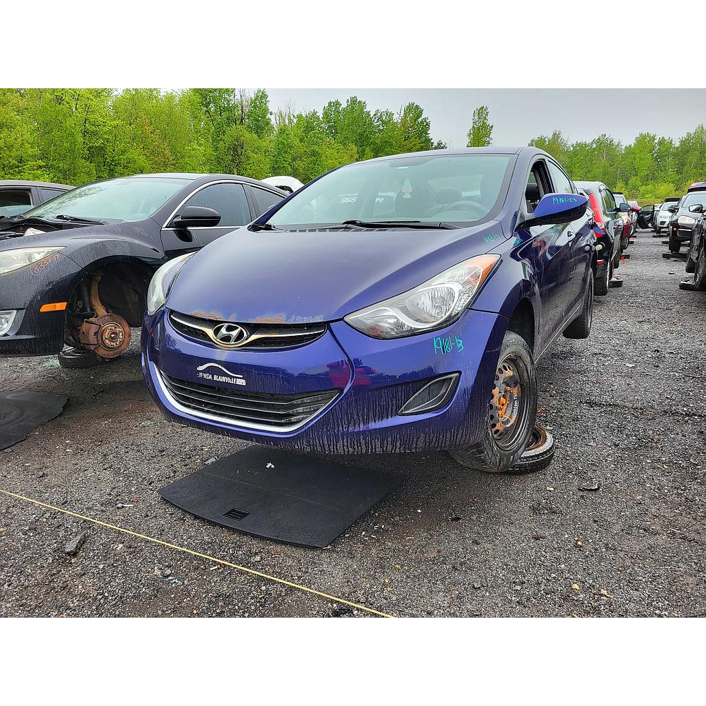HYUNDAI ELANTRA 2013
