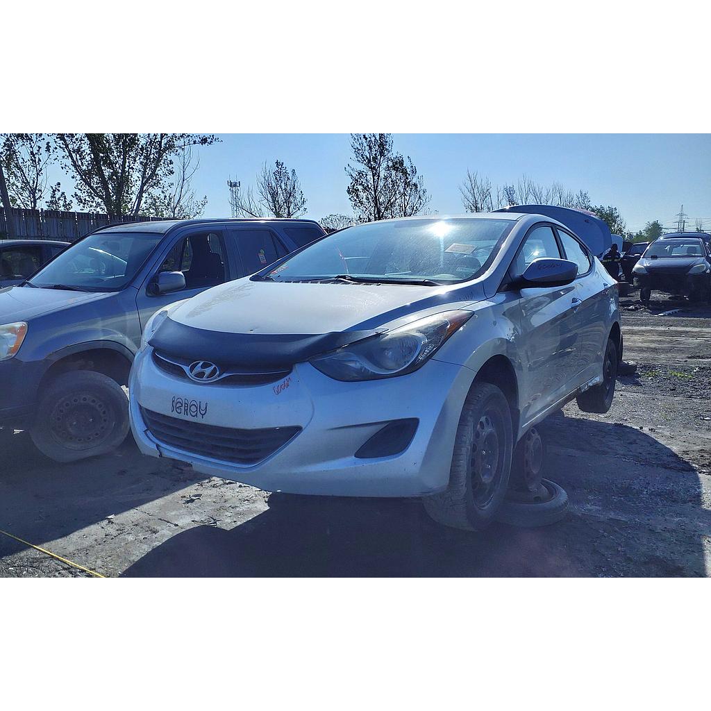 HYUNDAI ELANTRA 2013