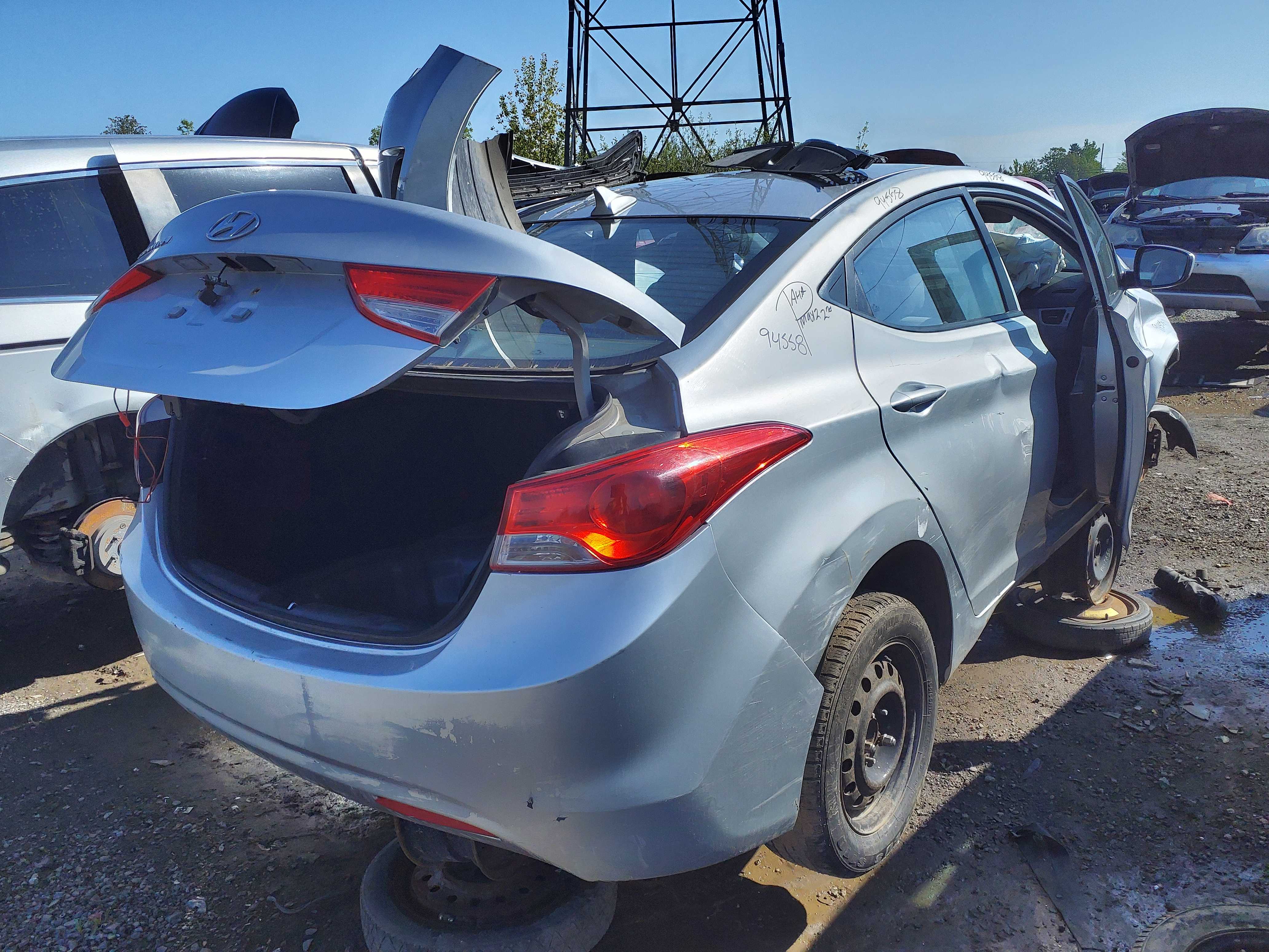 HYUNDAI ELANTRA 2013