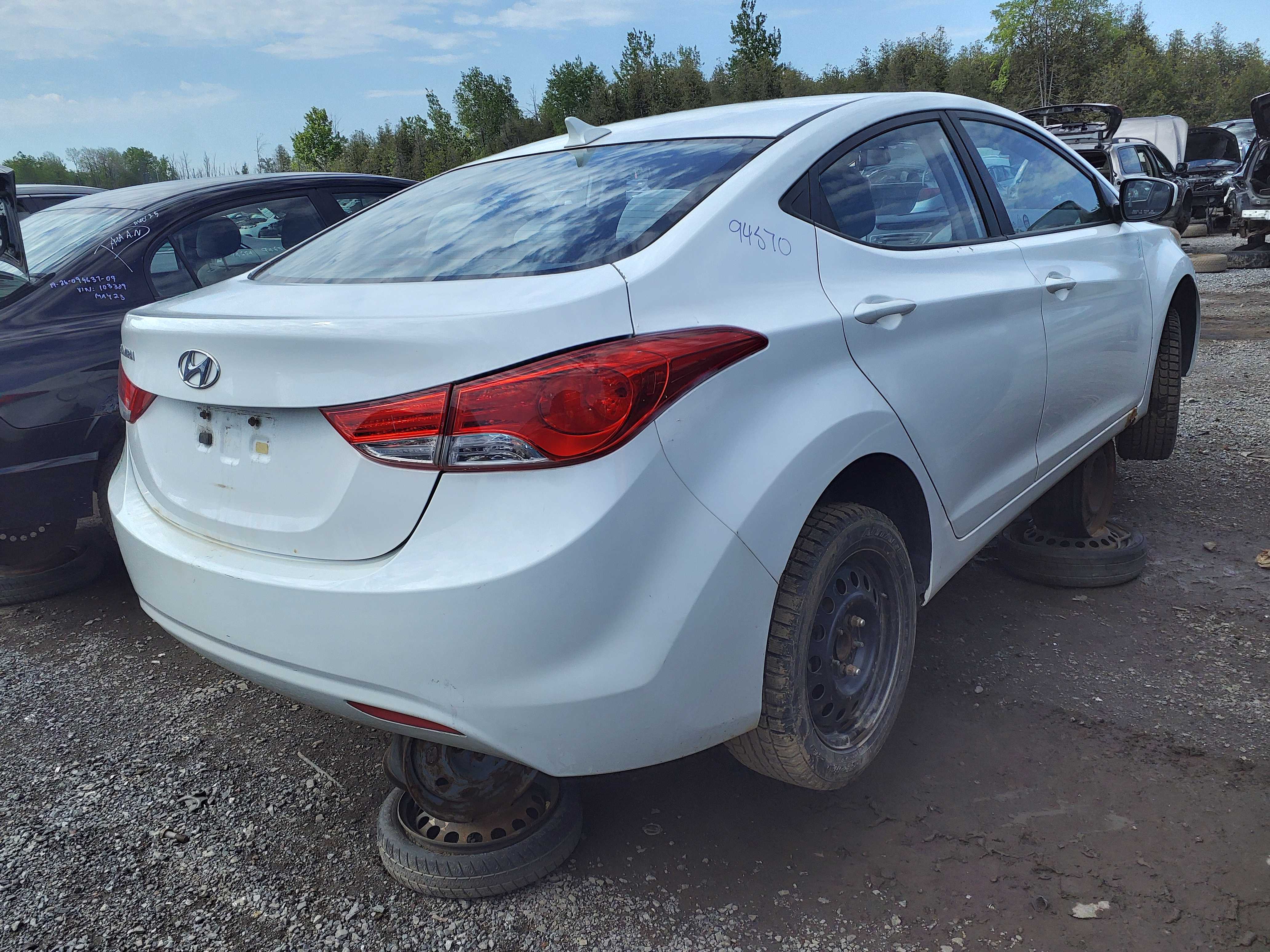 HYUNDAI ELANTRA 2013