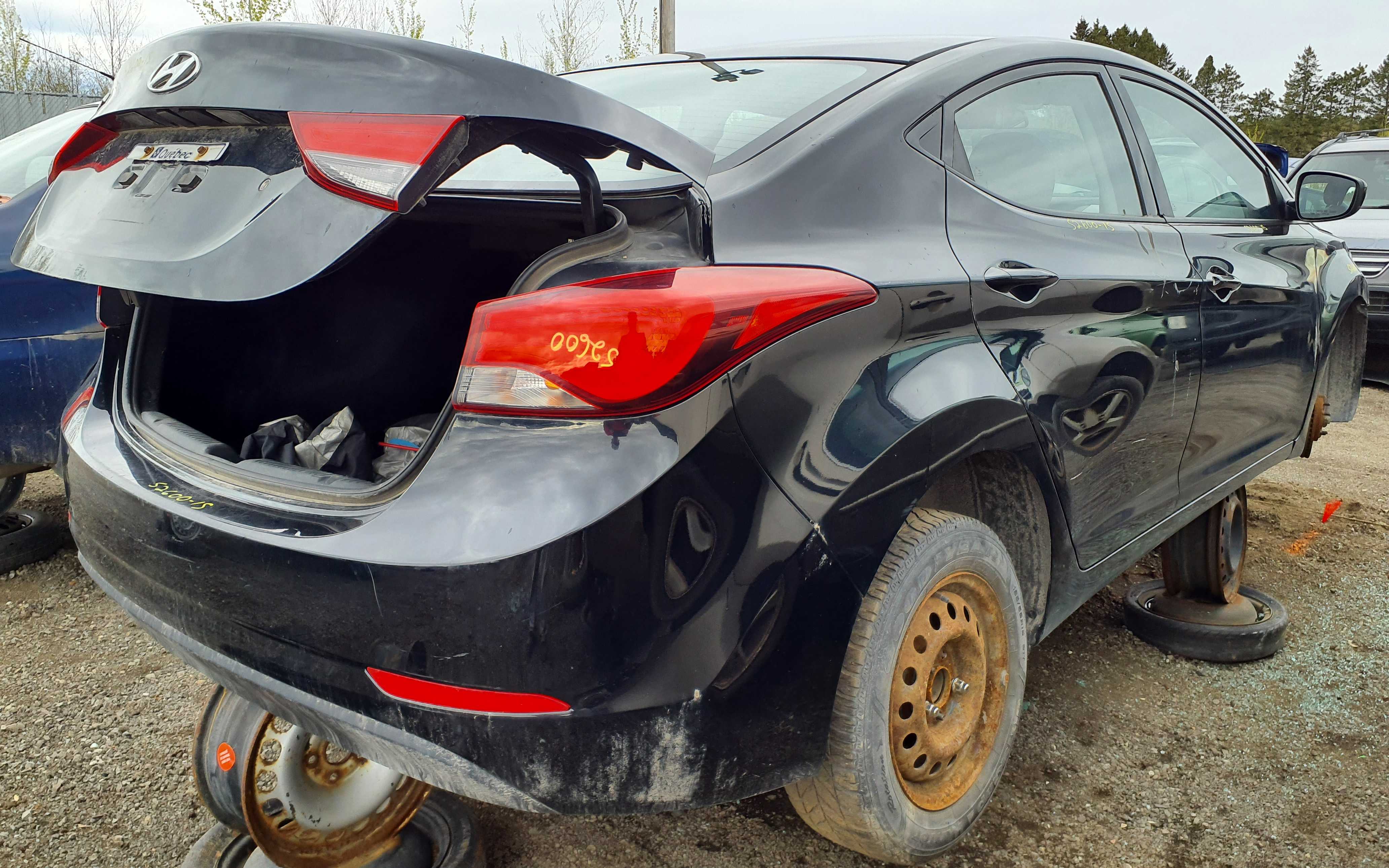 HYUNDAI ELANTRA 2015