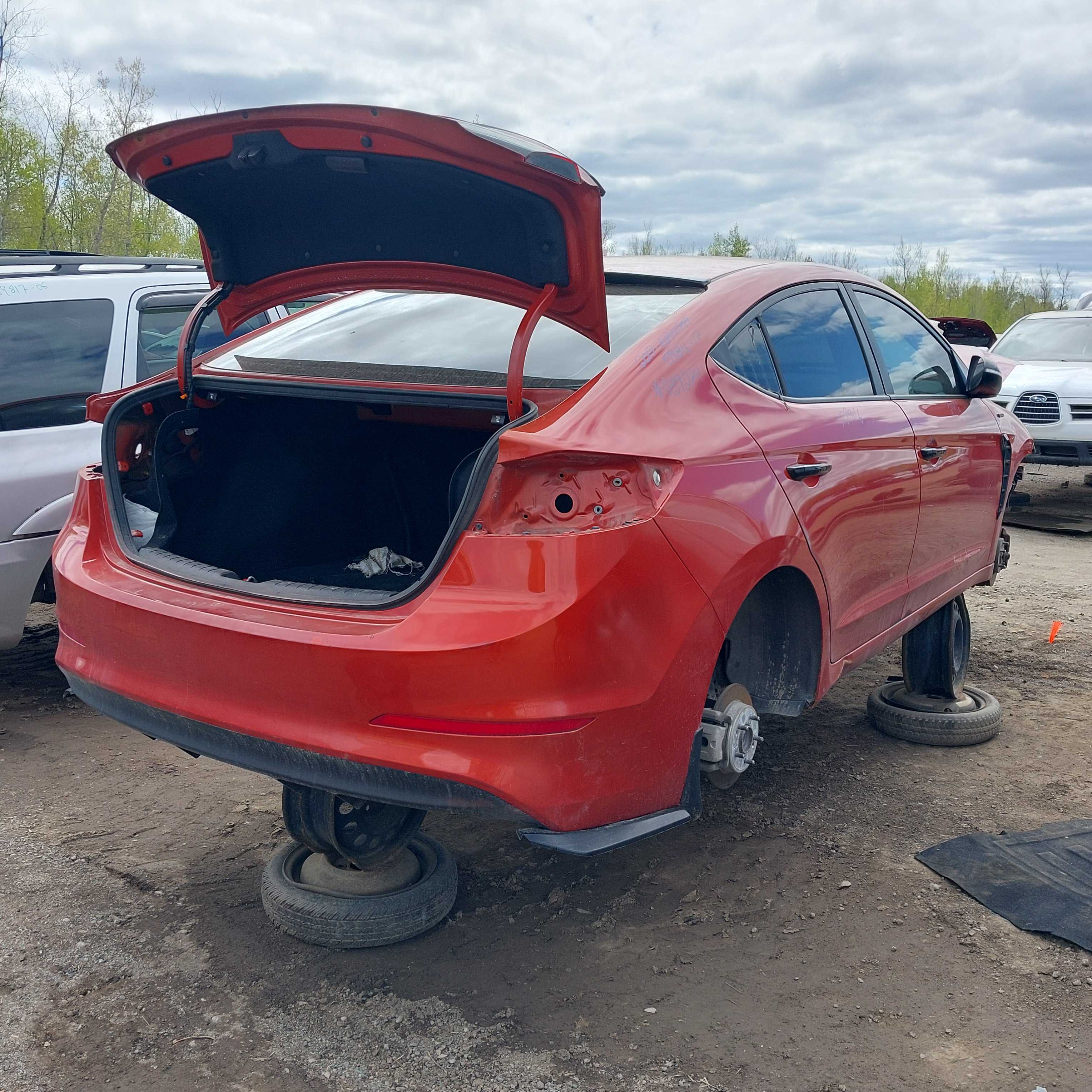 HYUNDAI ELANTRA 2017