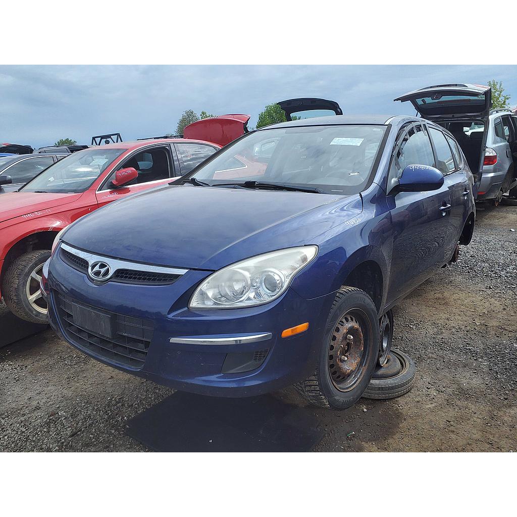 HYUNDAI ELANTRA TOURING 2011