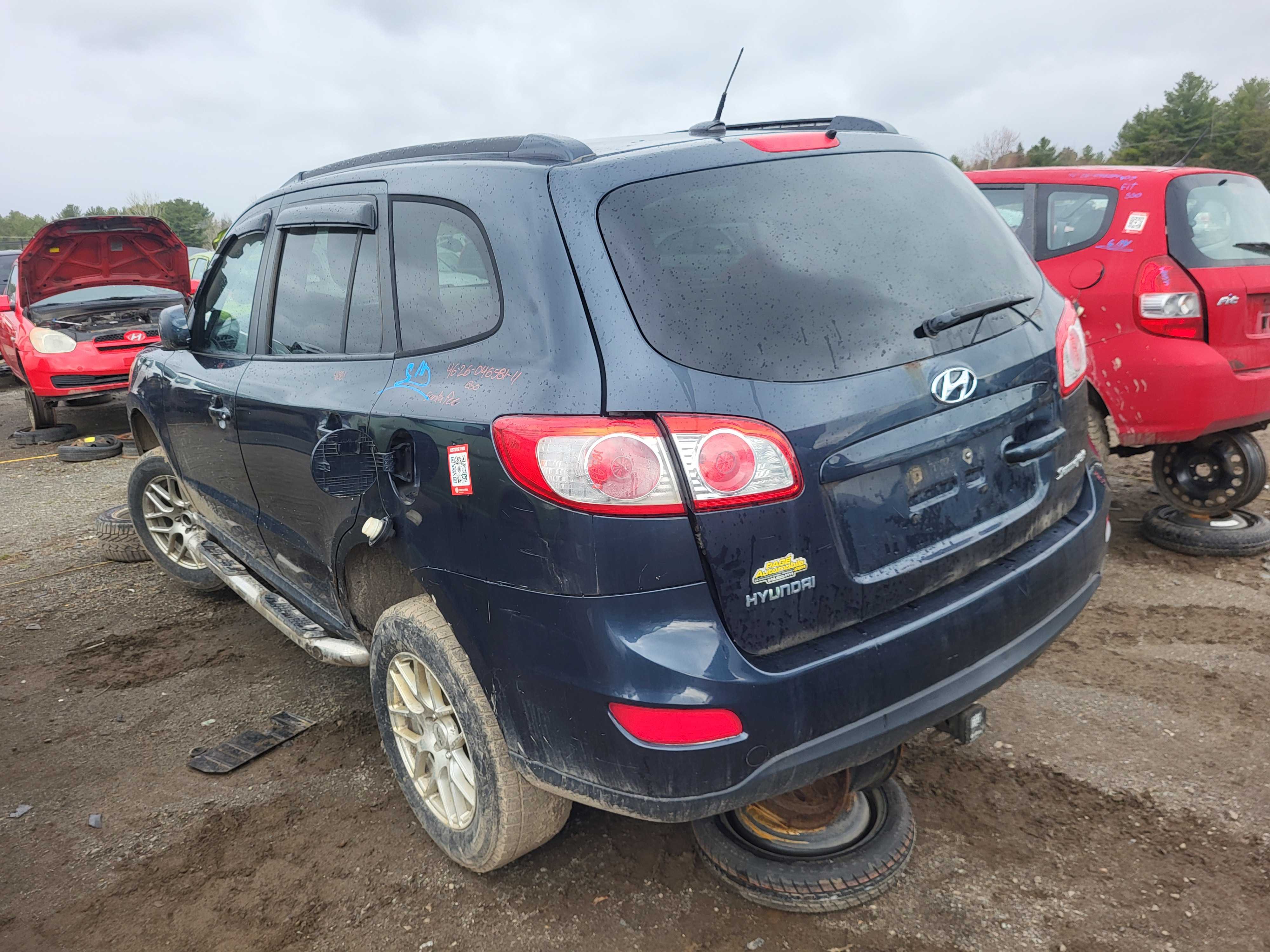 HYUNDAI SANTA FE 2011