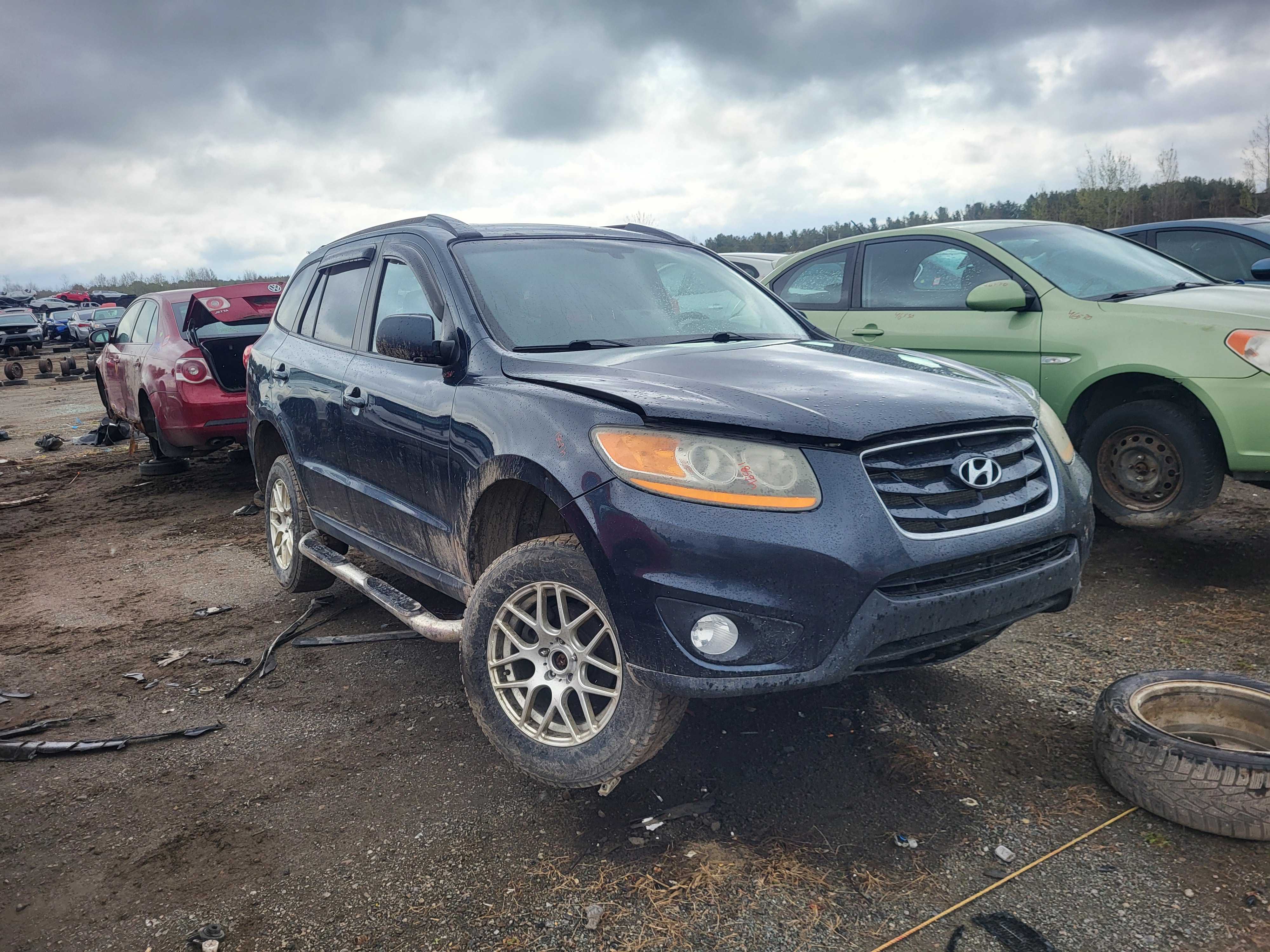 HYUNDAI SANTA FE 2011