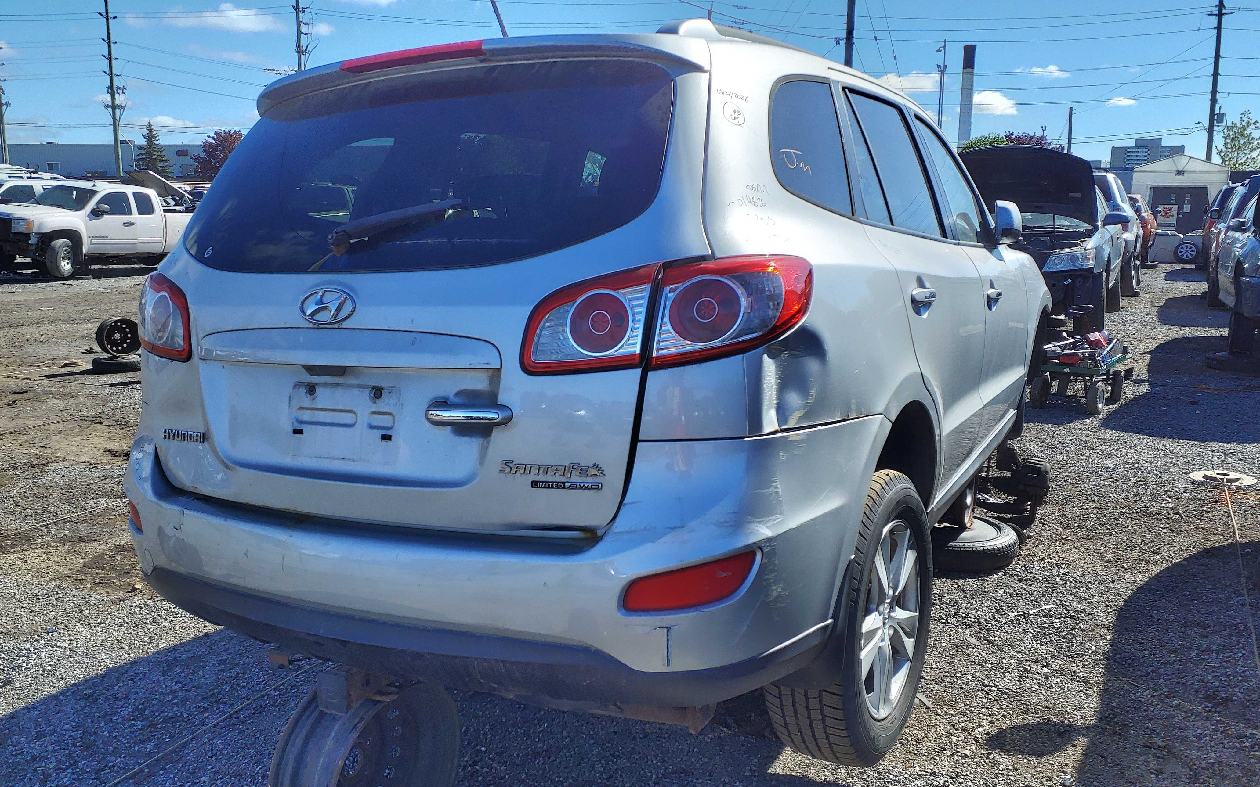 HYUNDAI SANTA FE 2011