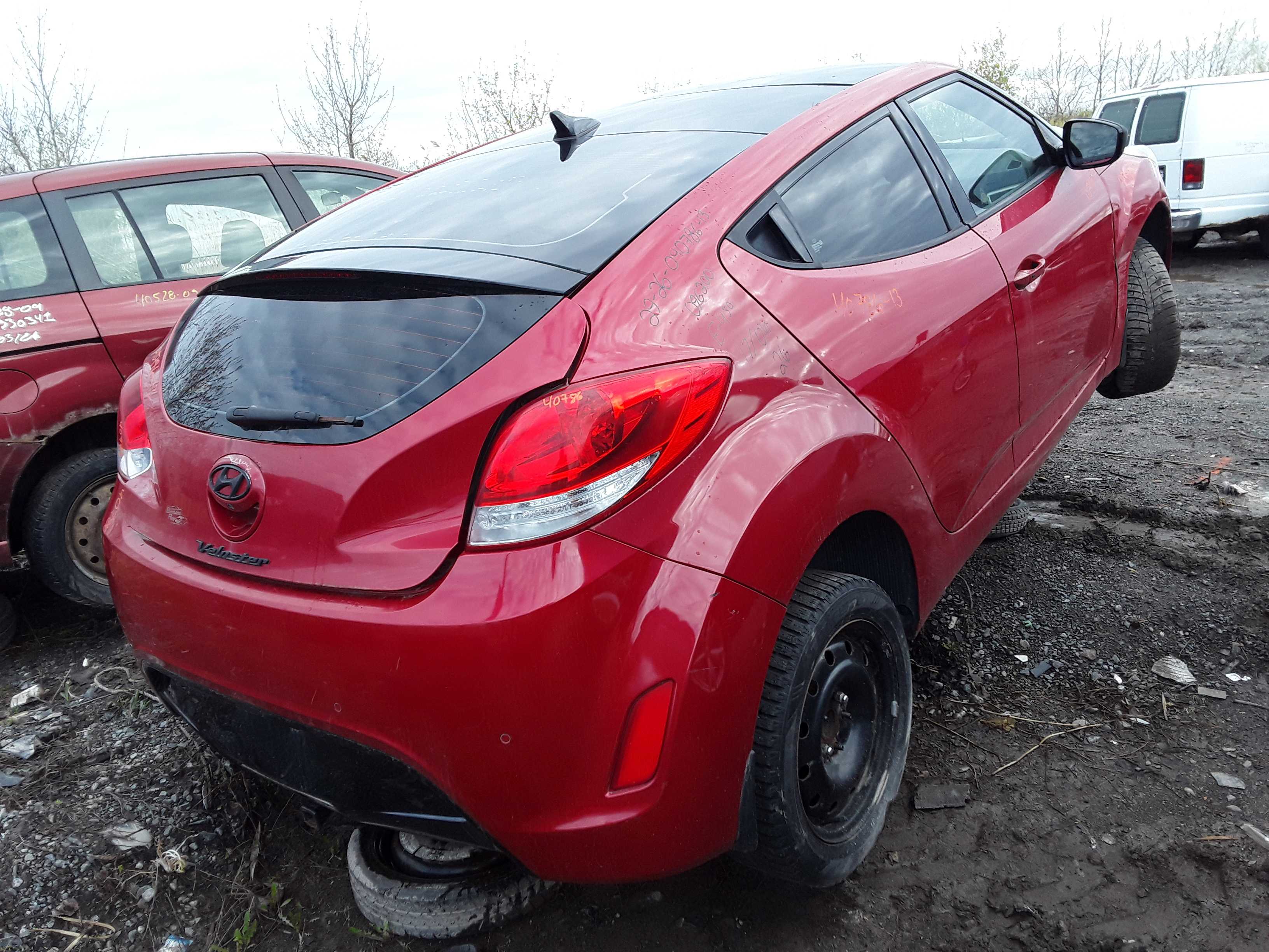 HYUNDAI VELOSTER 2013