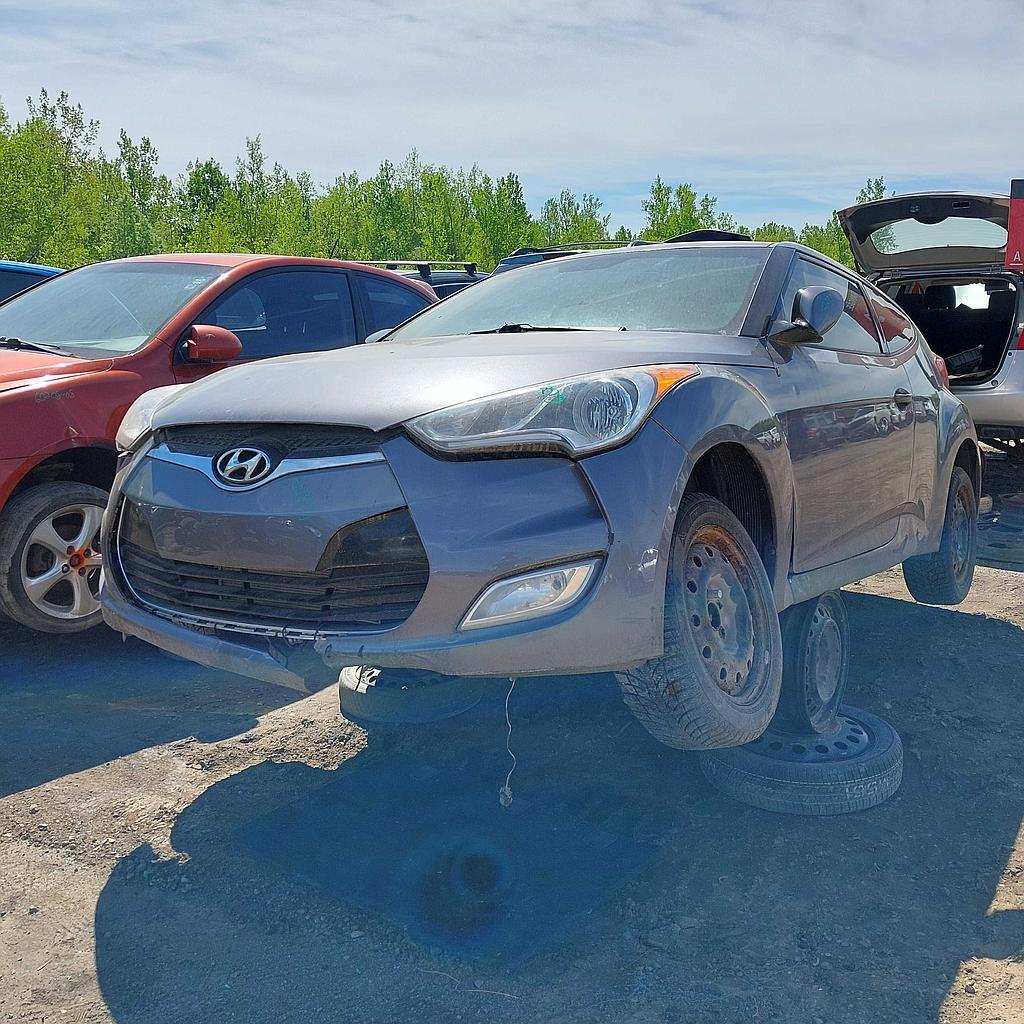 HYUNDAI VELOSTER 2013