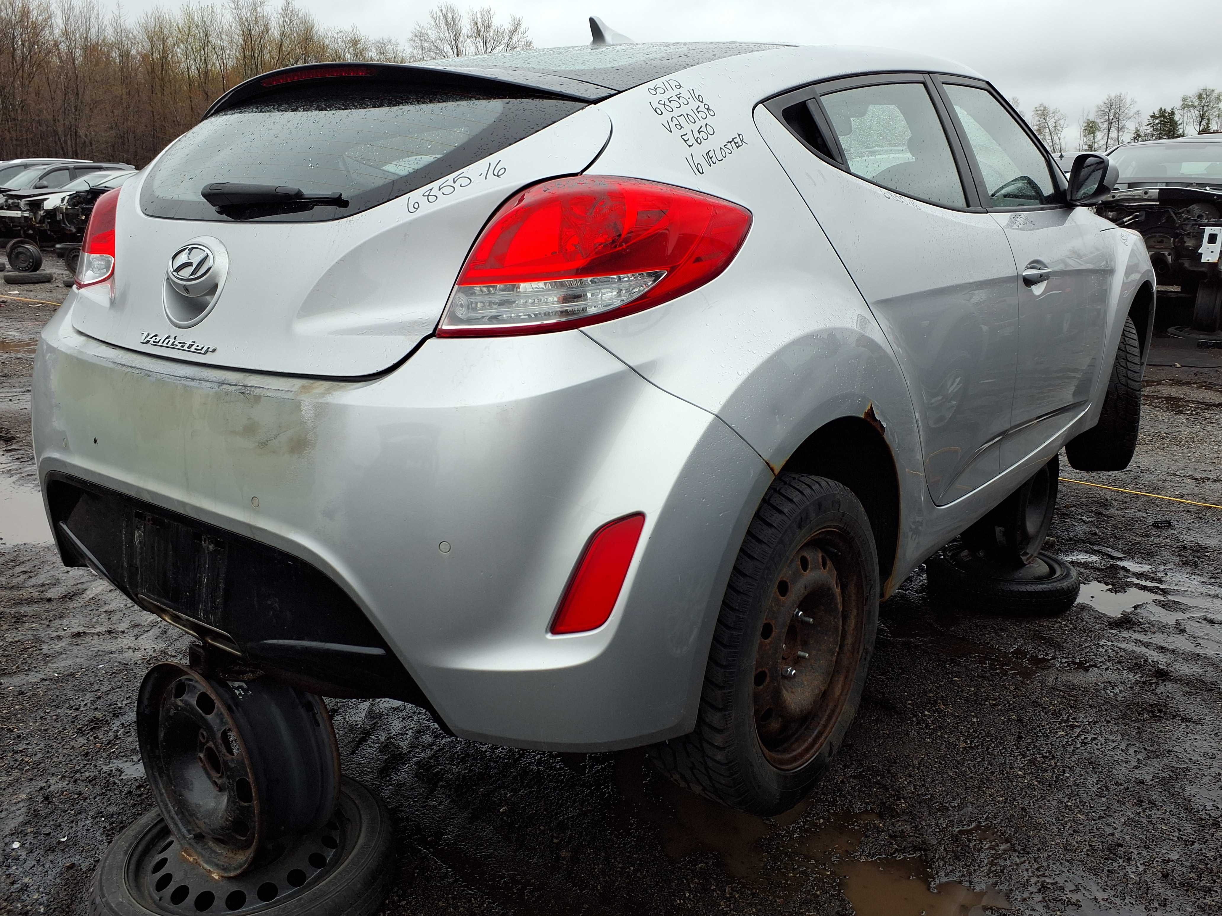 HYUNDAI VELOSTER 2016