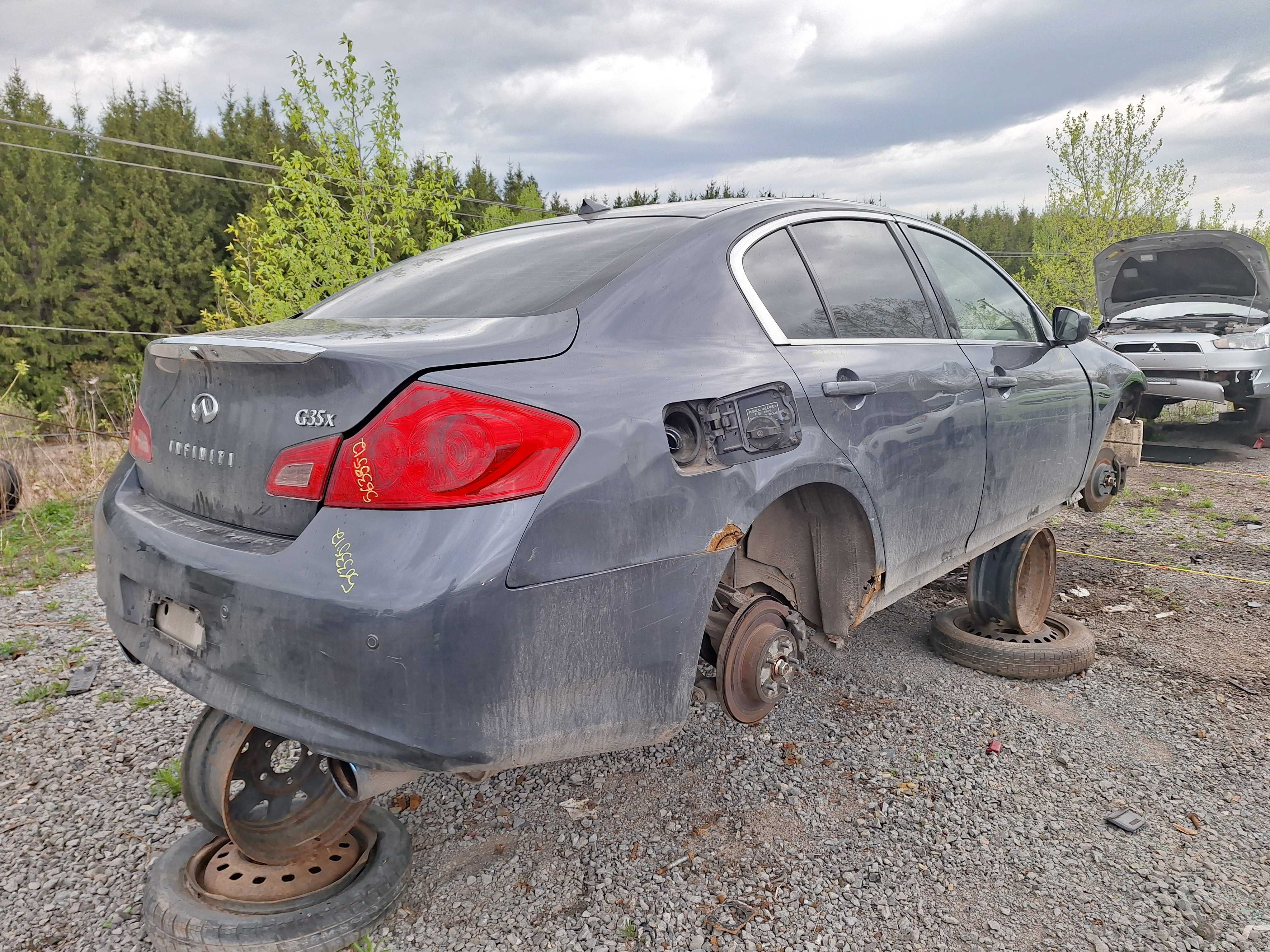 INFINITI G37 SEDAN 2012