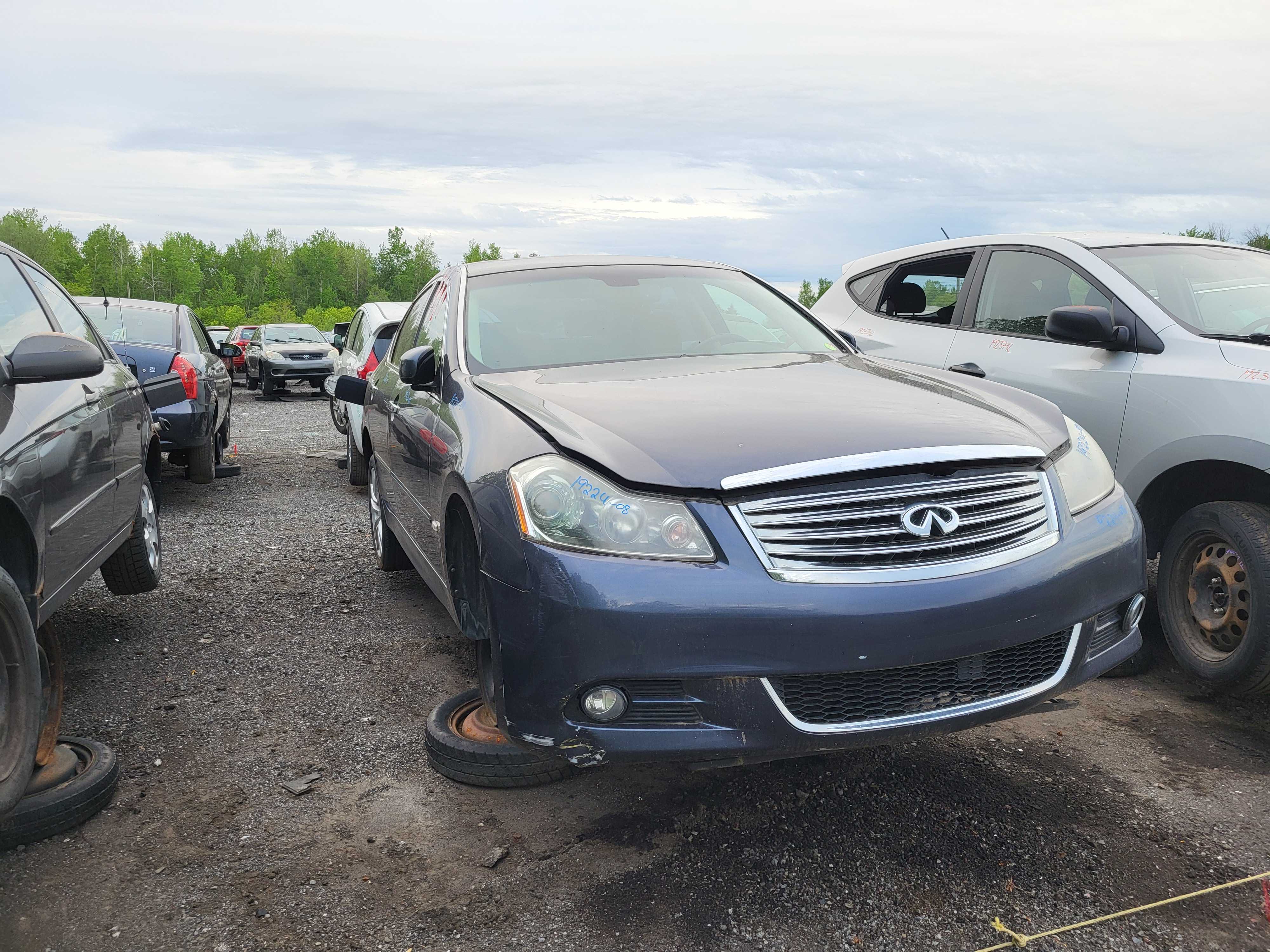 INFINITI M35 2008