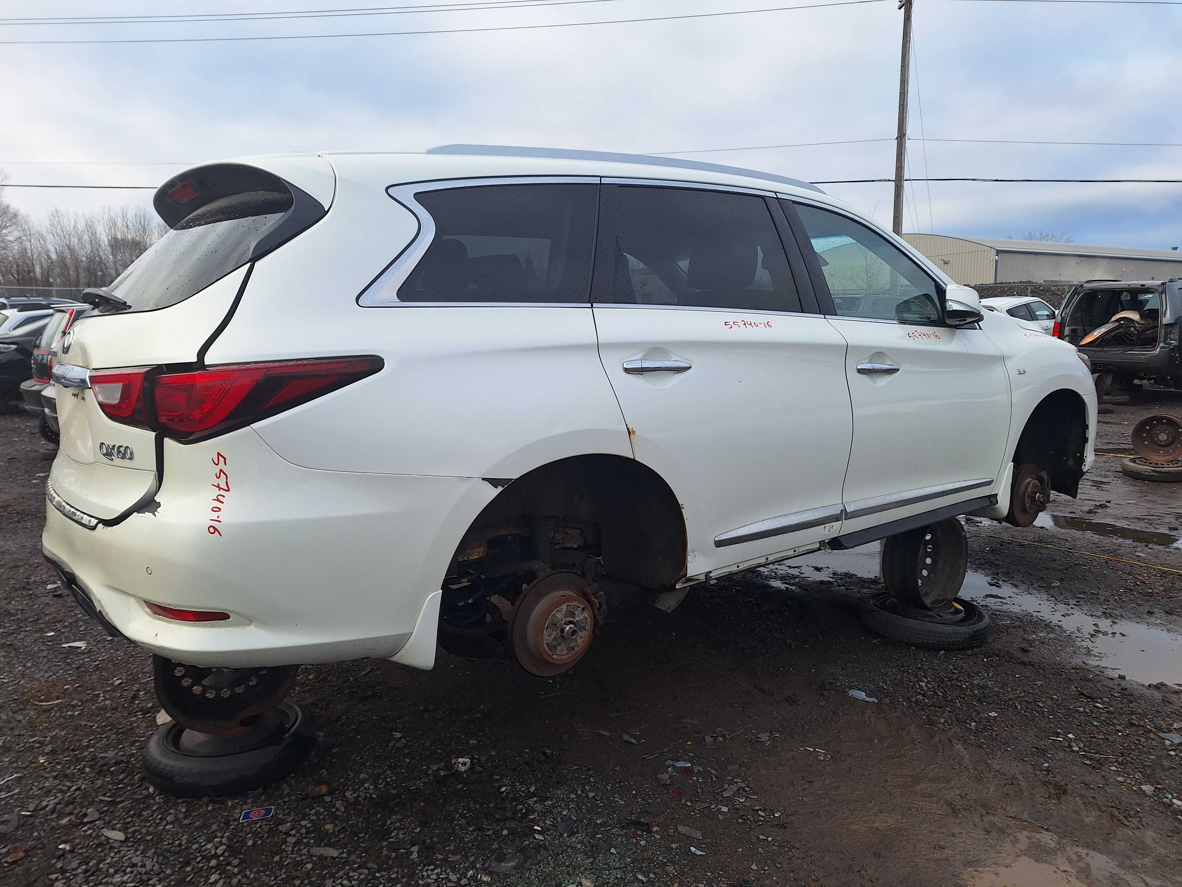 INFINITI QX60 2016