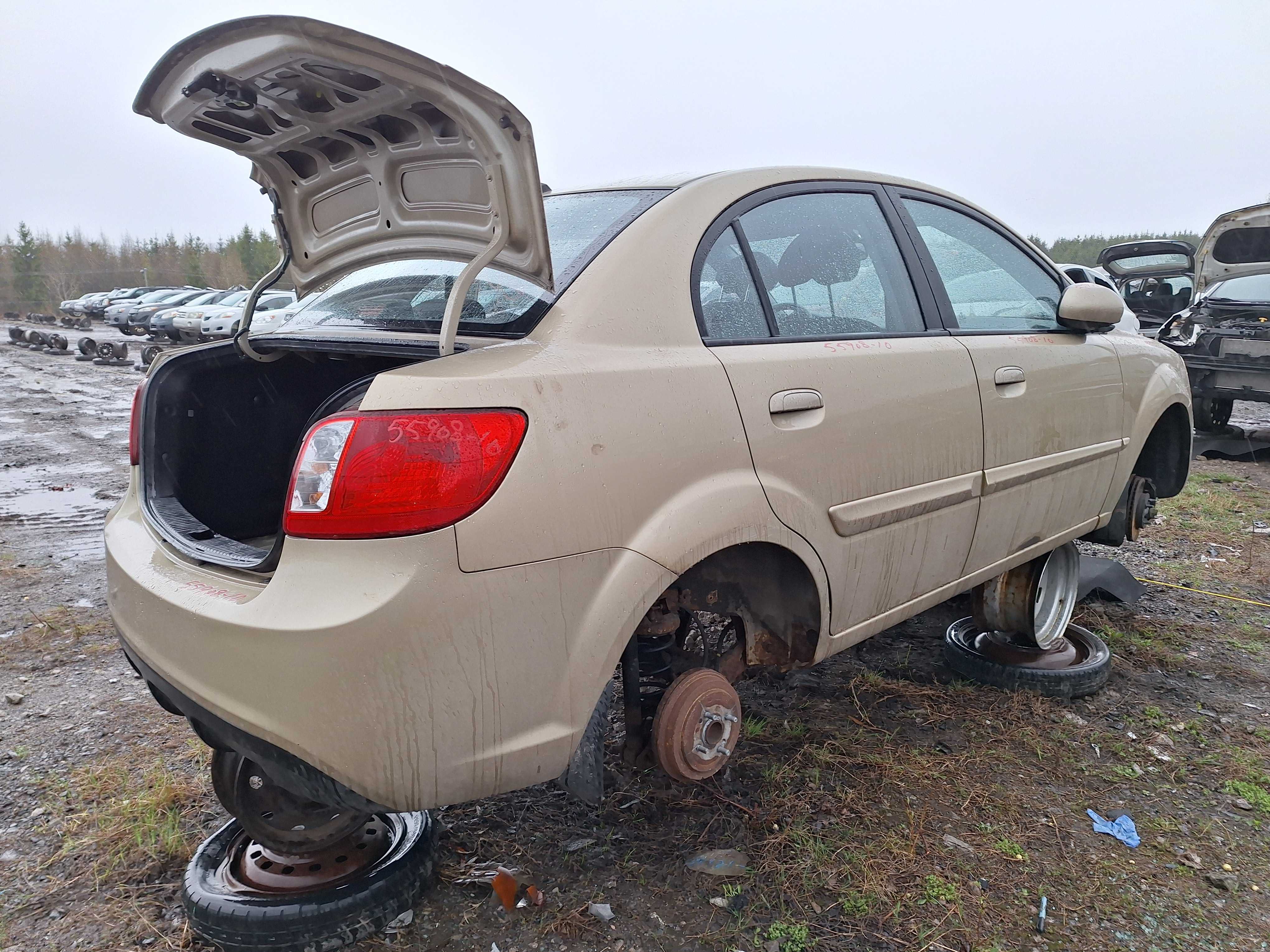 KIA RIO 2010