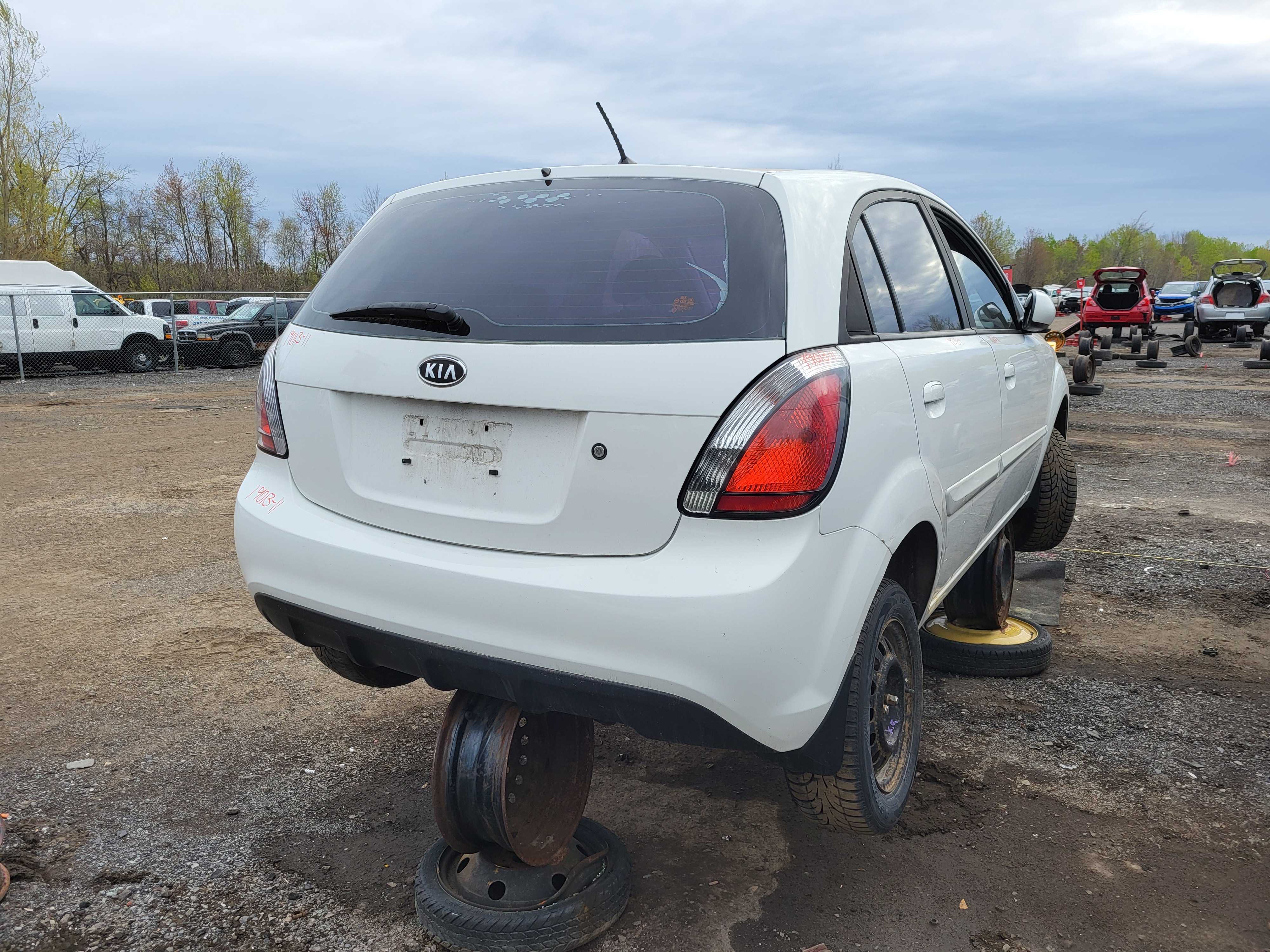 KIA RIO 2011