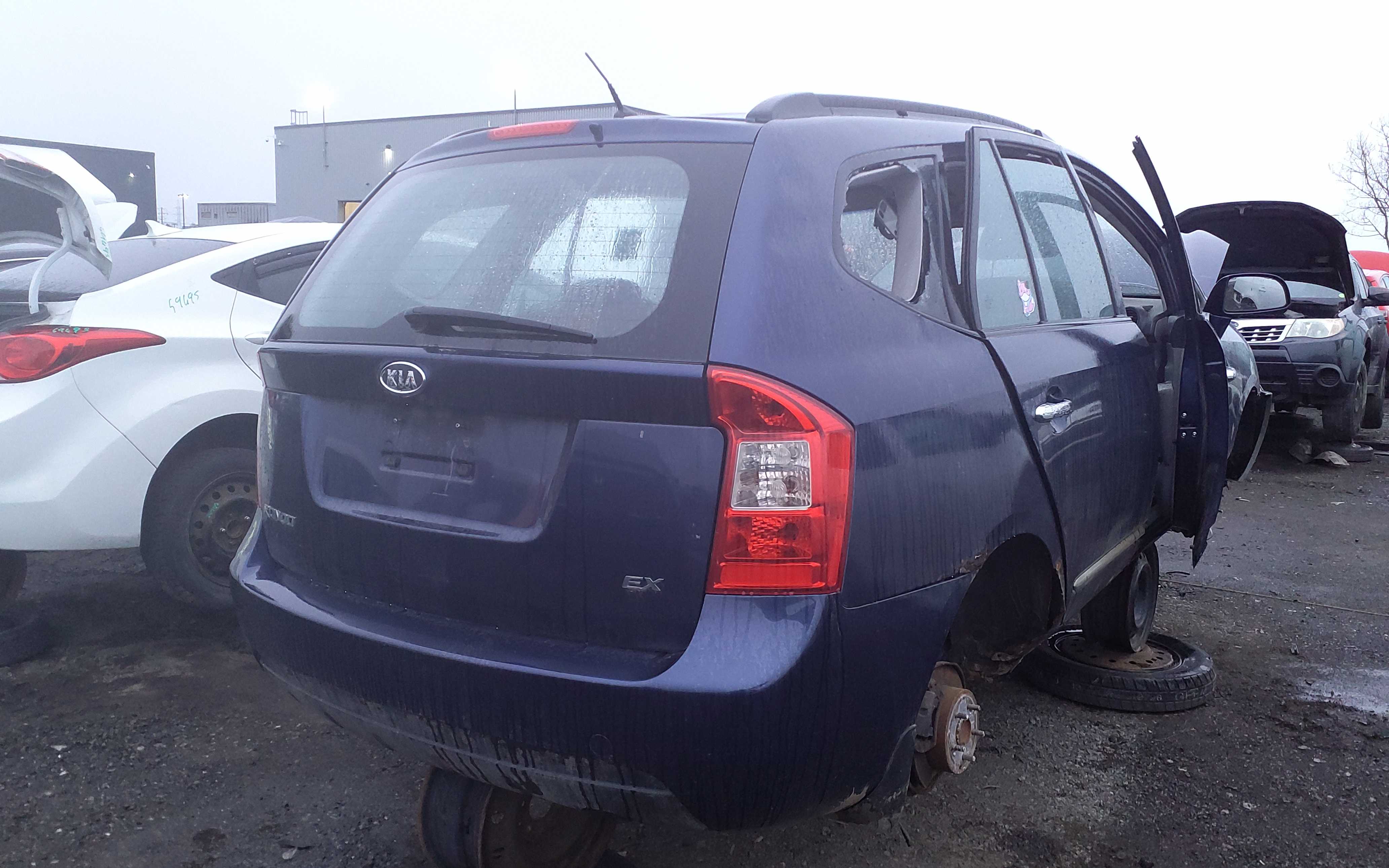 KIA RONDO 2008