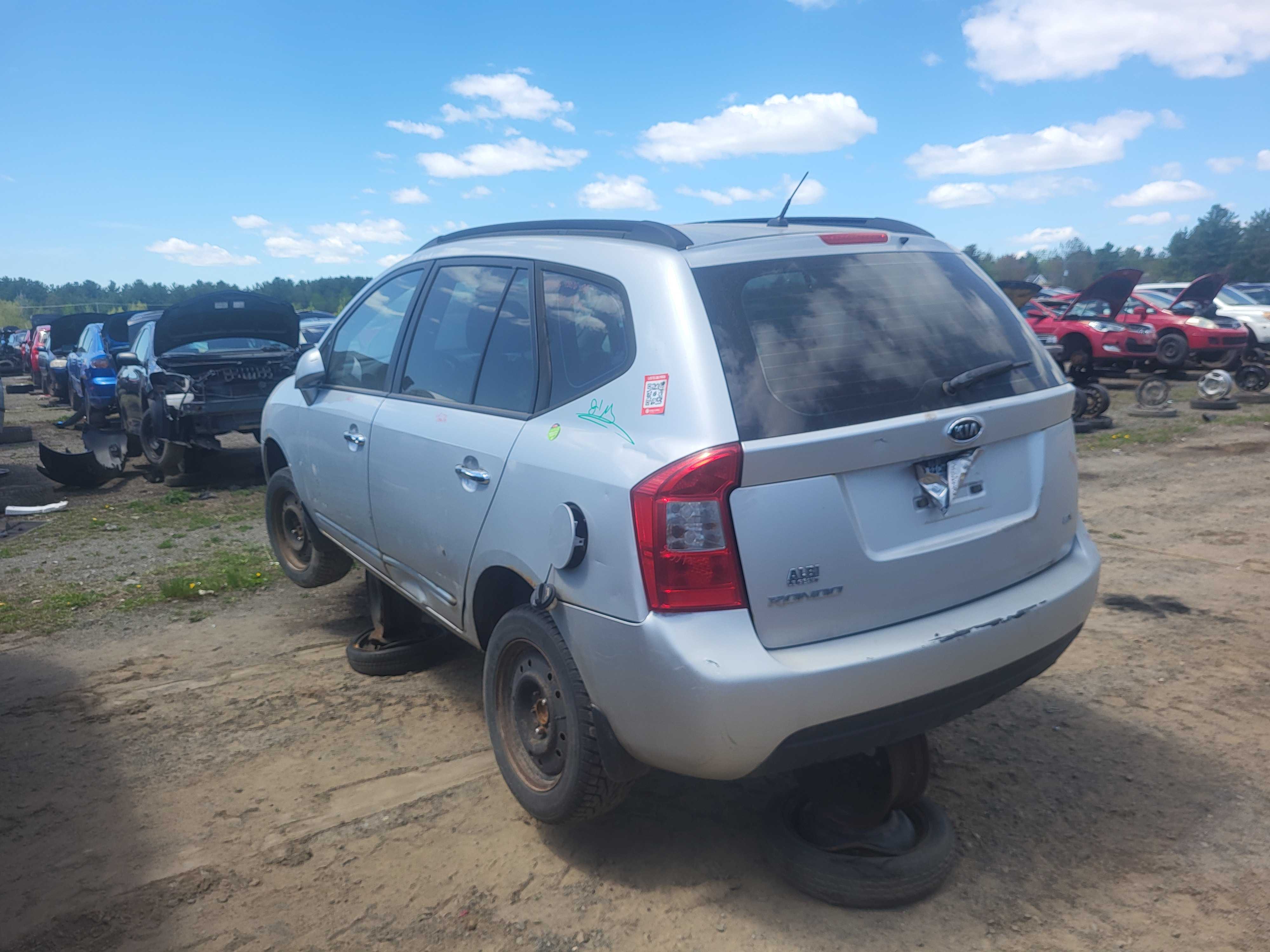 KIA RONDO 2008