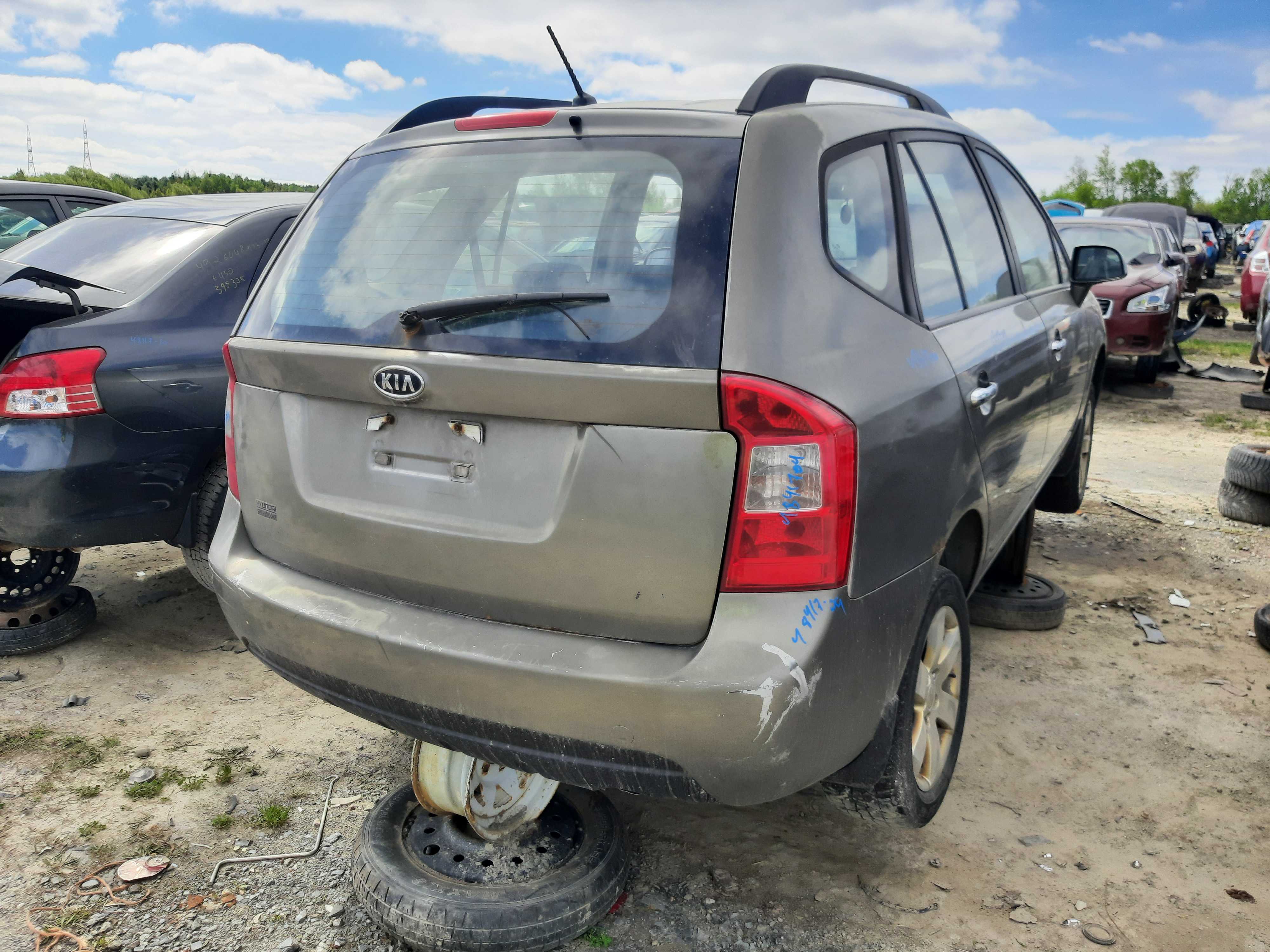 KIA RONDO 2009