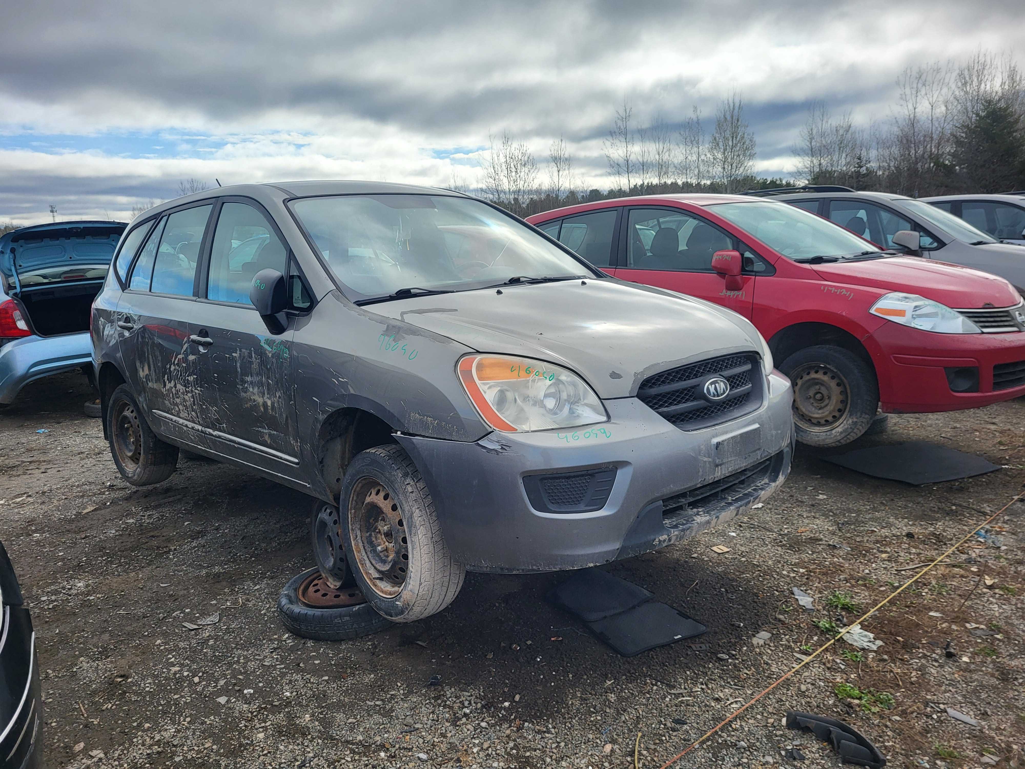 KIA RONDO 2010