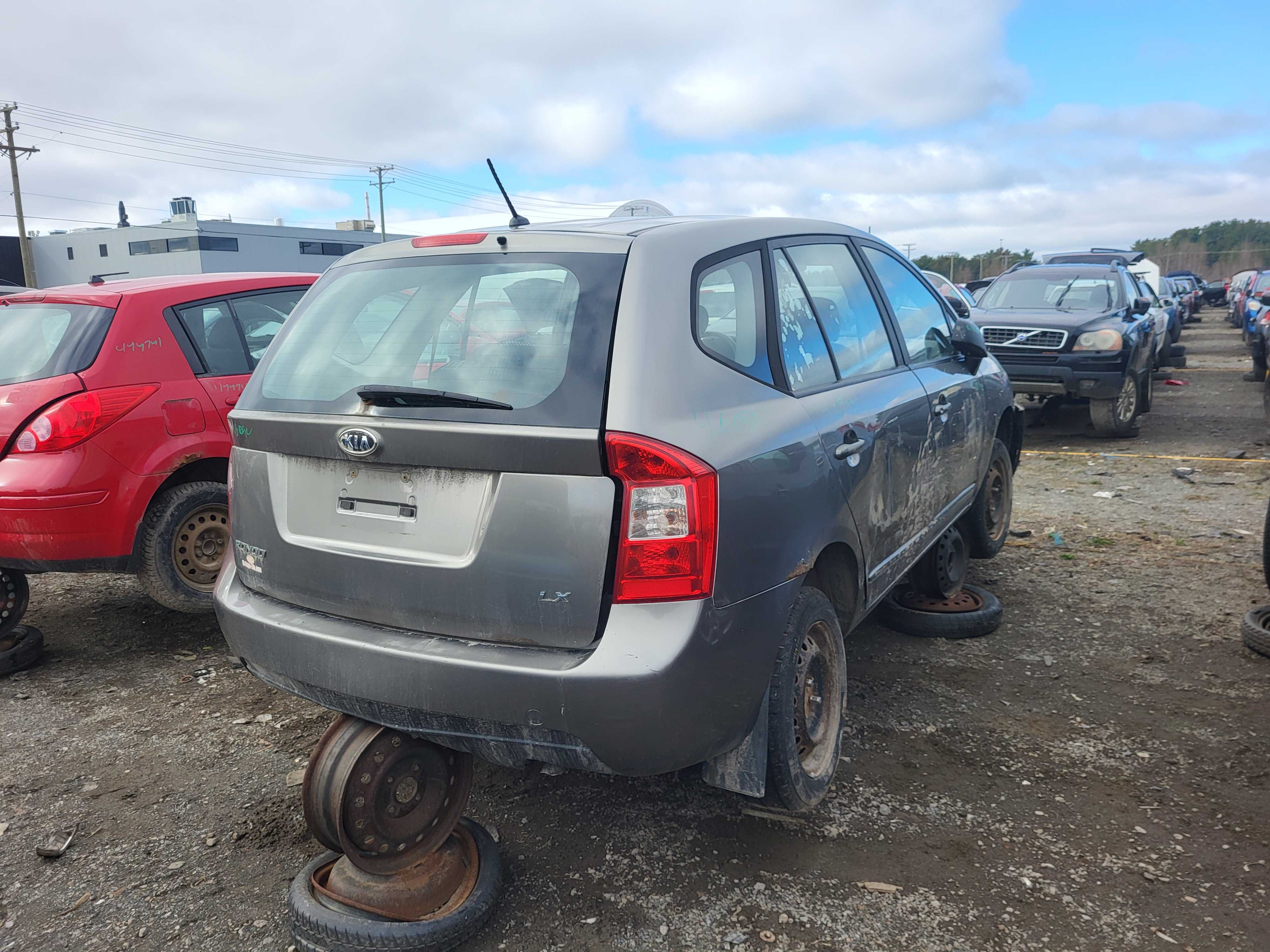 KIA RONDO 2010