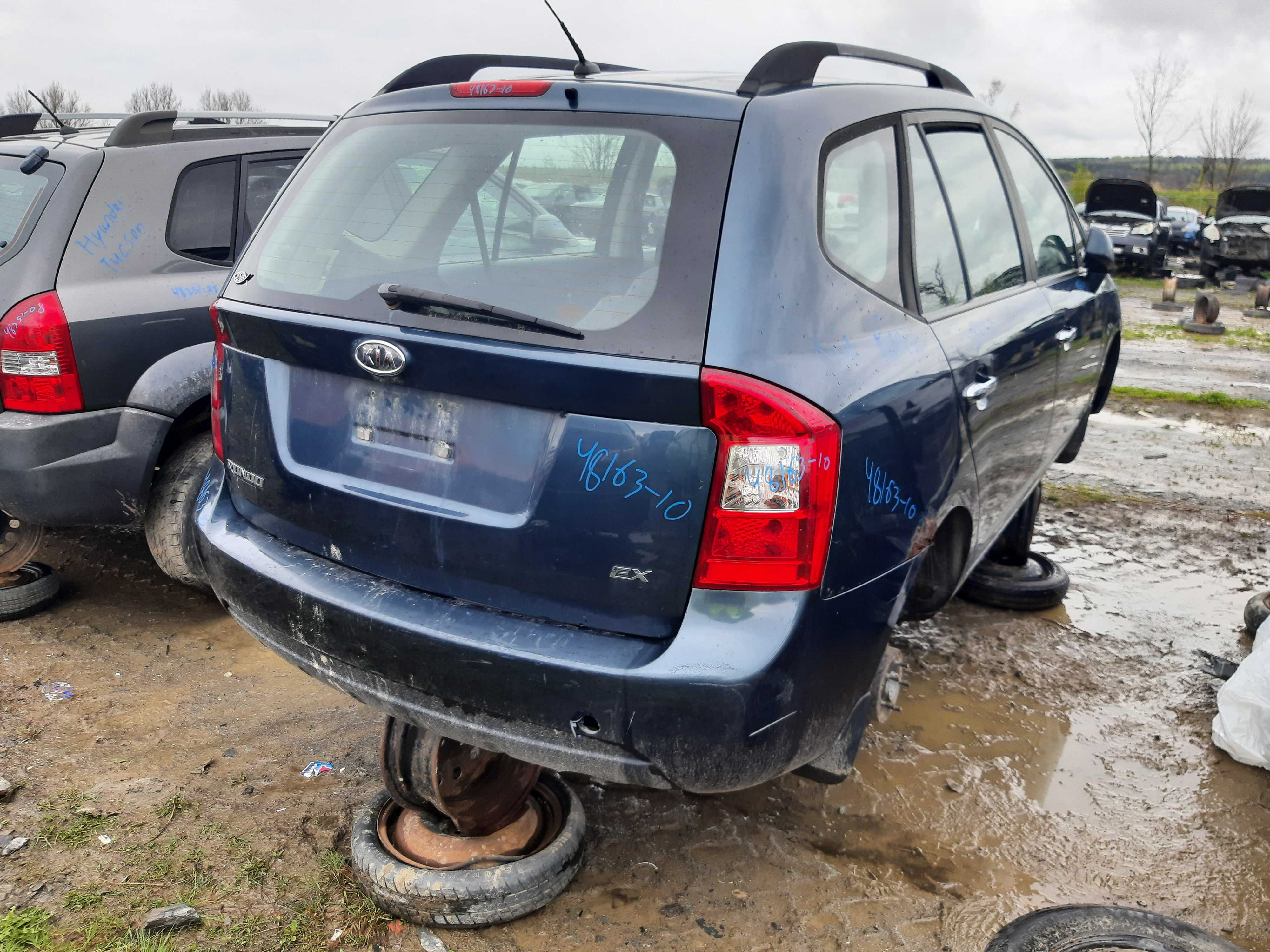 KIA RONDO 2010