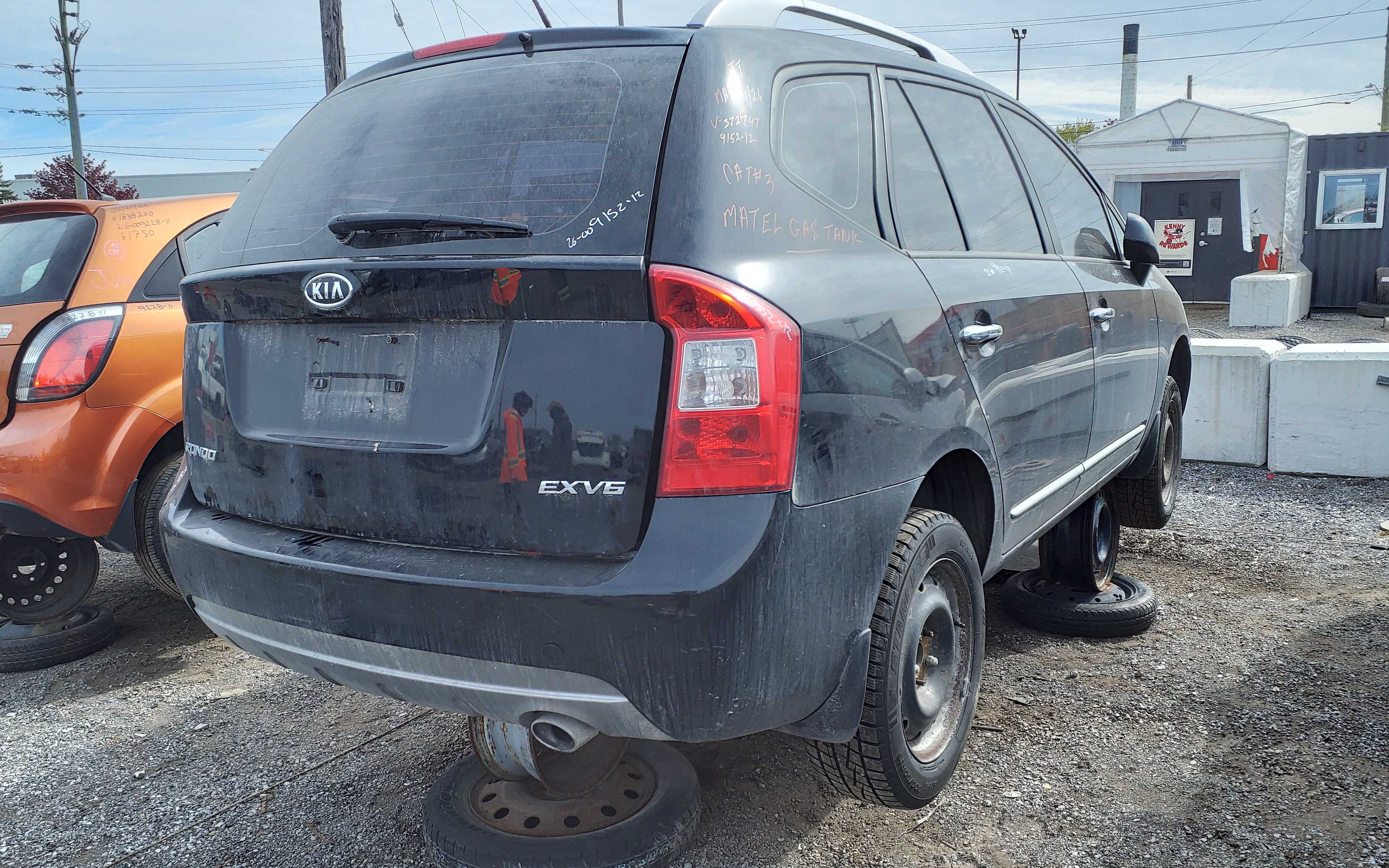 KIA RONDO 2012