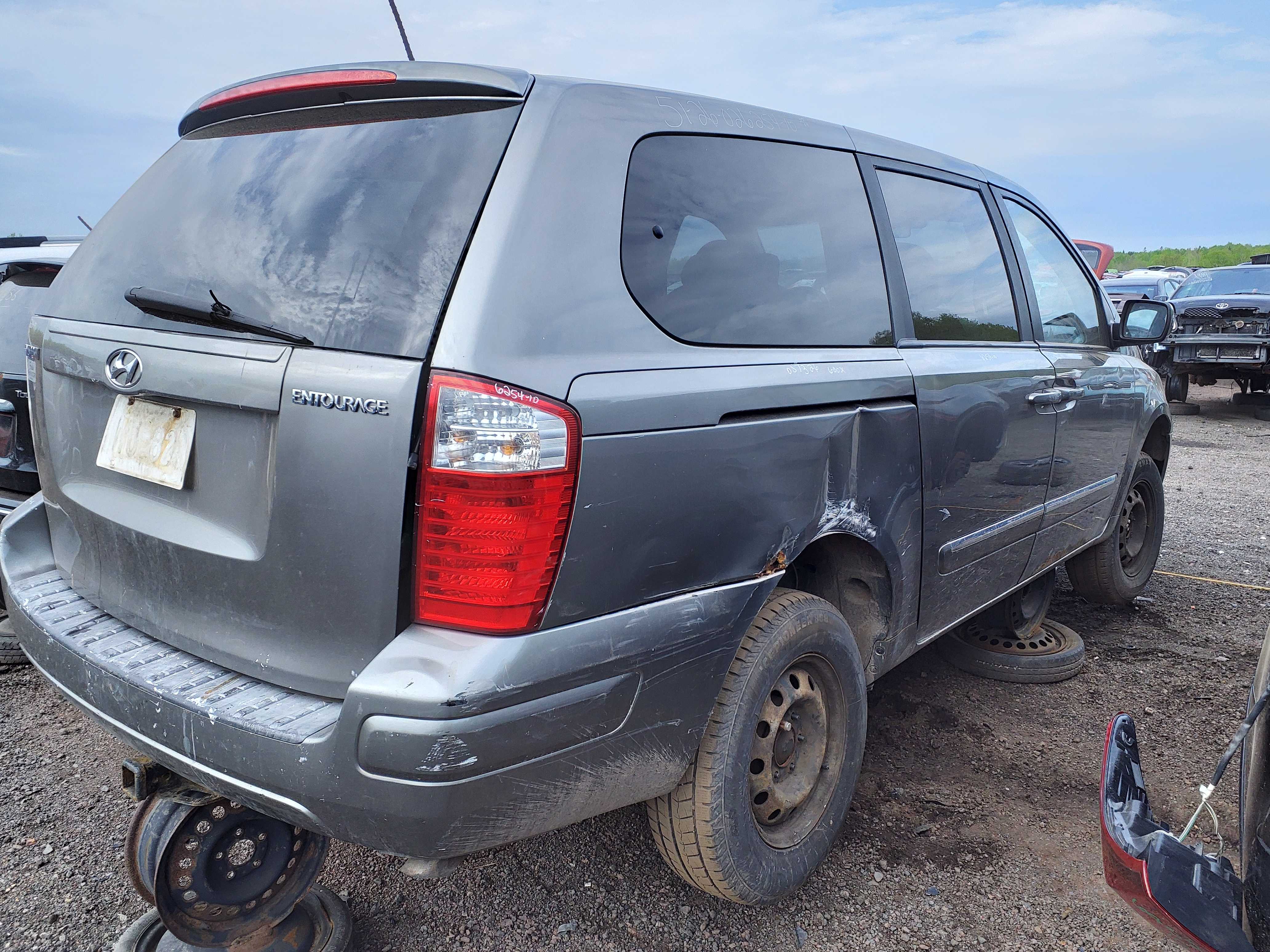 KIA SEDONA 2010