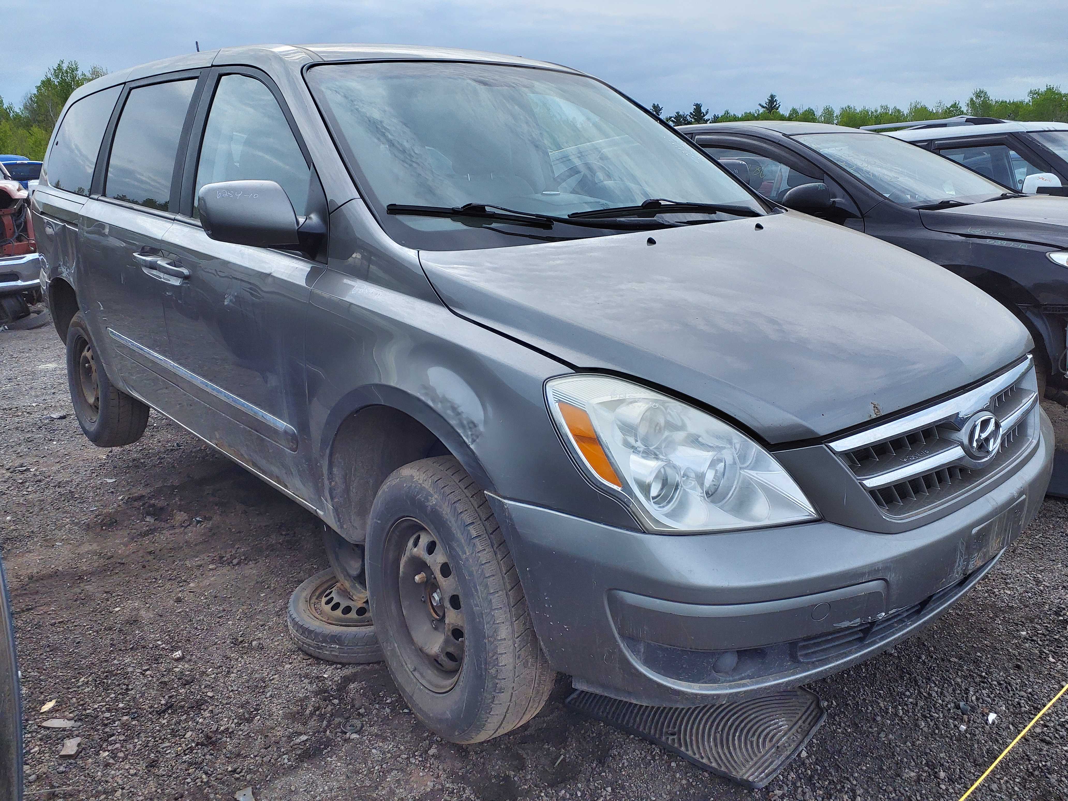 KIA SEDONA 2010