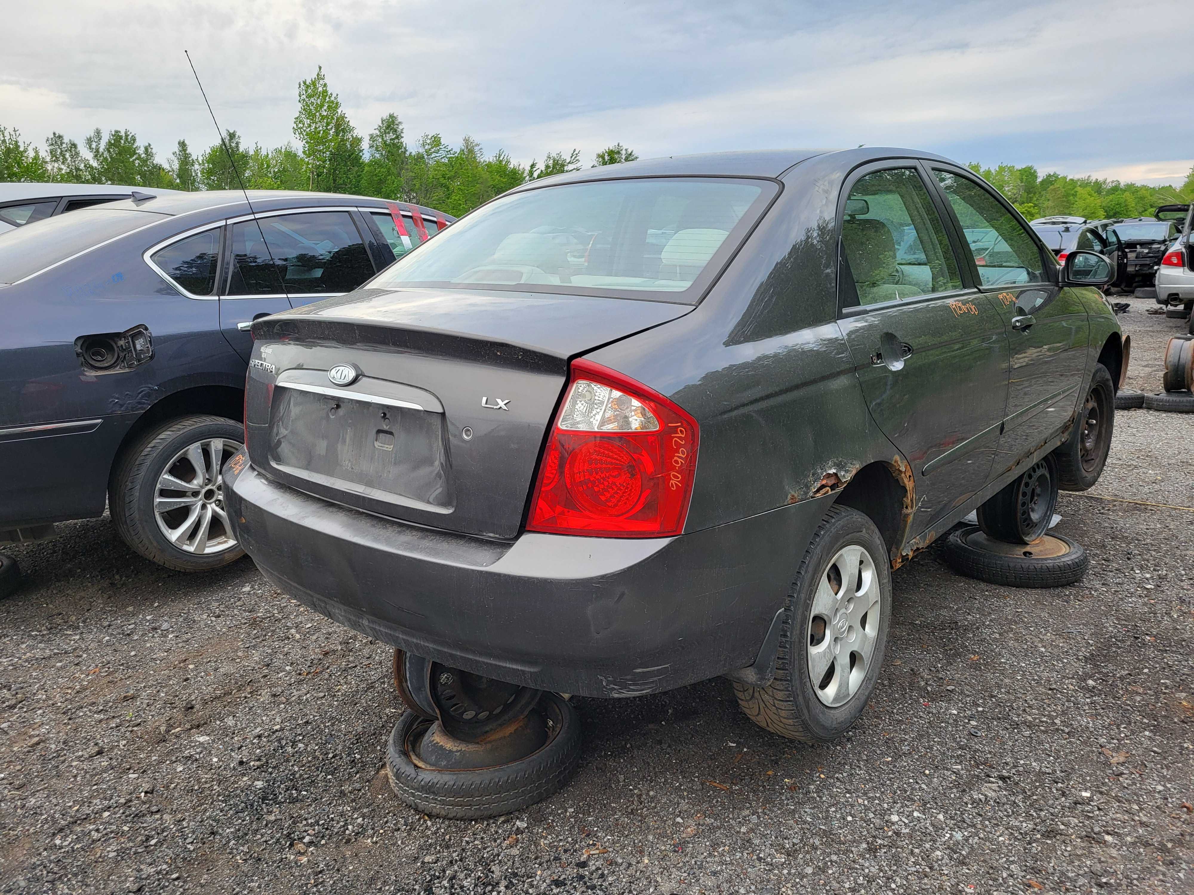 KIA SPECTRA 2006