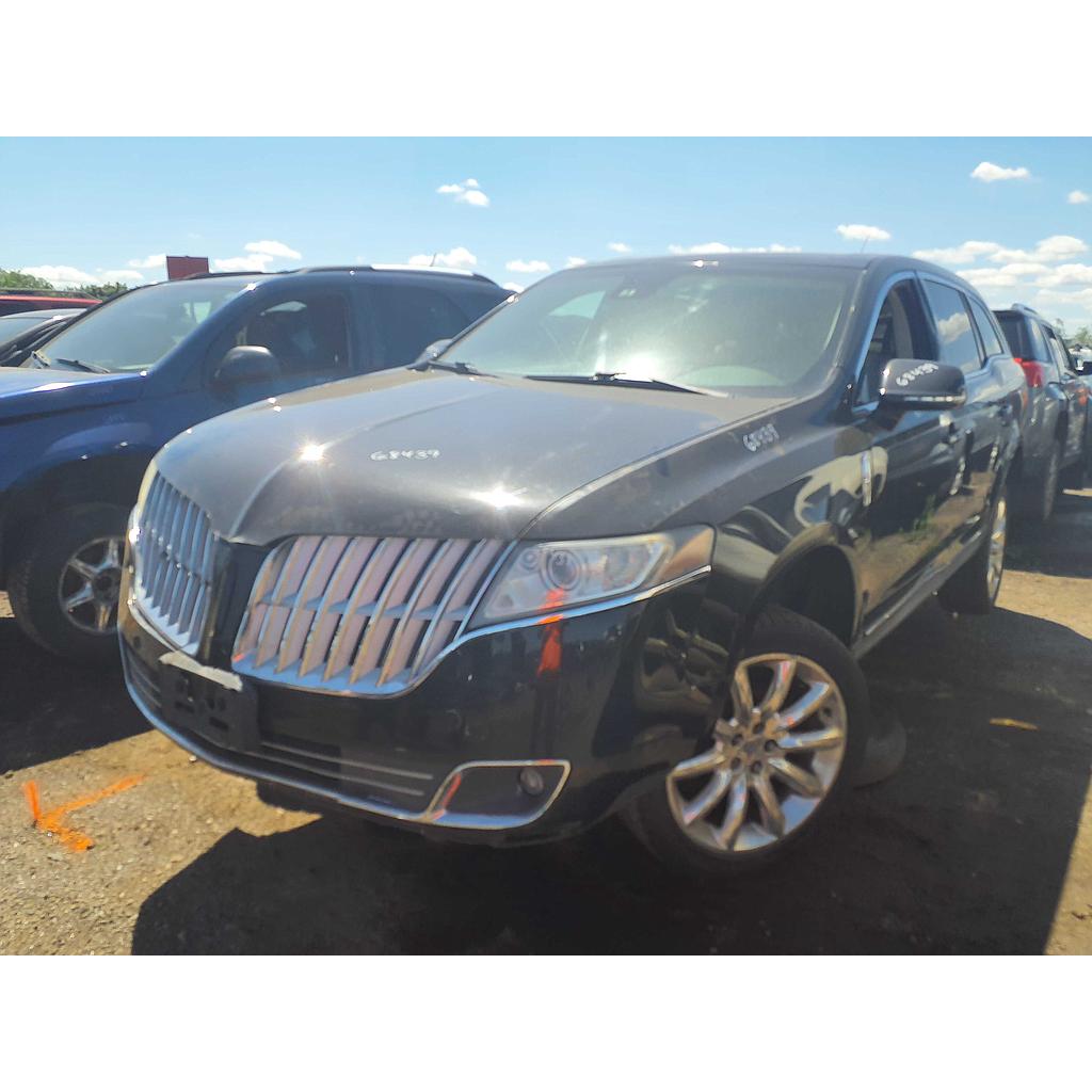 LINCOLN MKT 2010