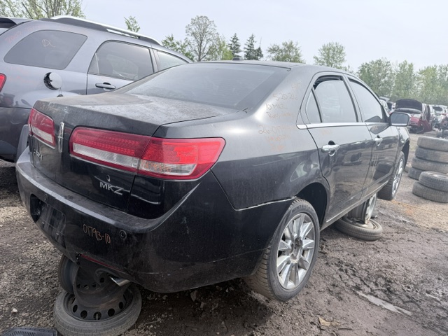 LINCOLN MKZ 2010