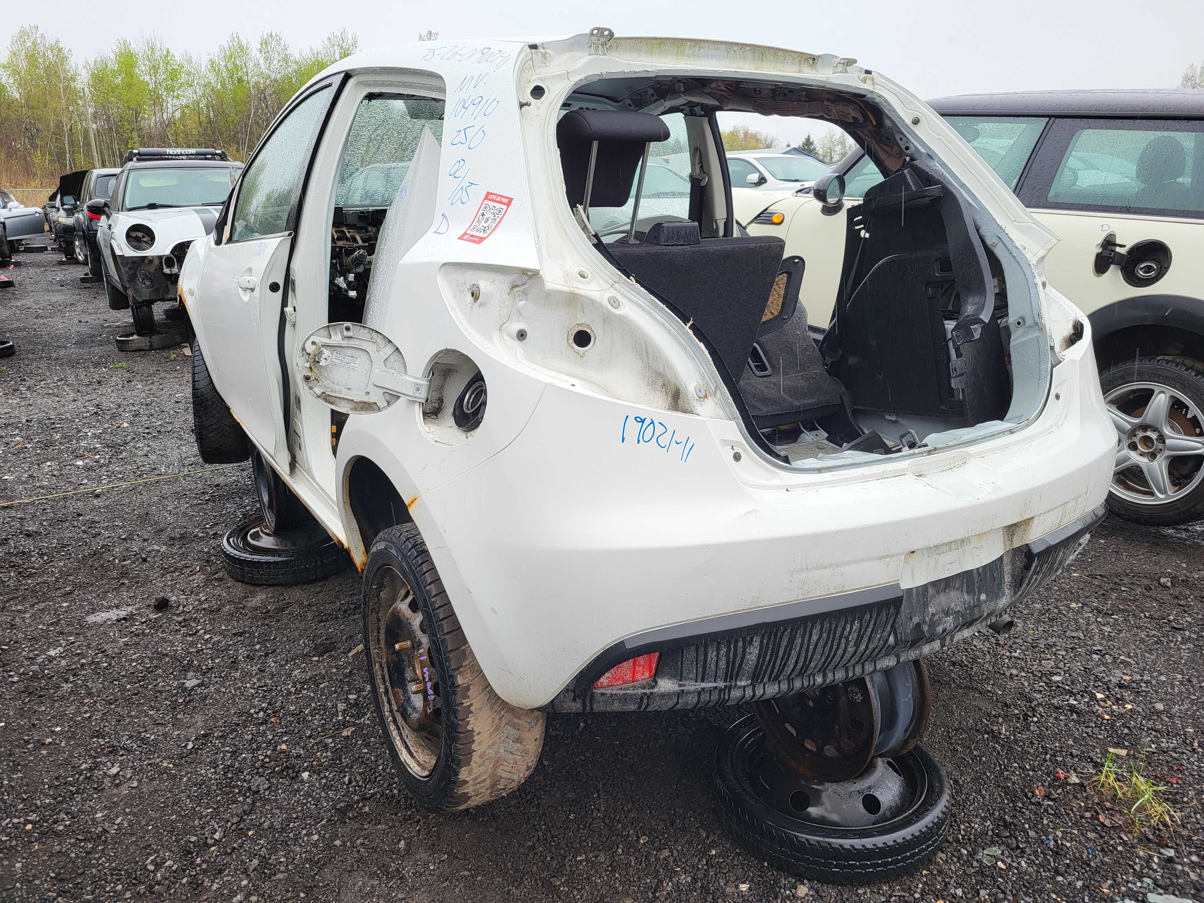 MAZDA MAZDA2 2011