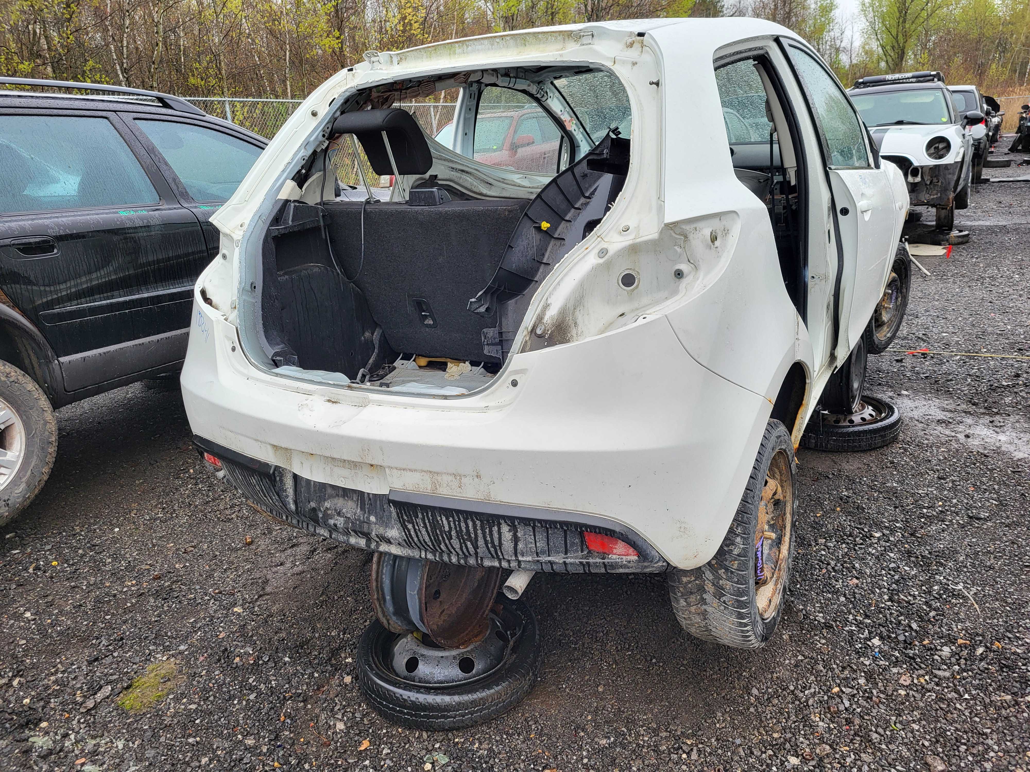 MAZDA MAZDA2 2011