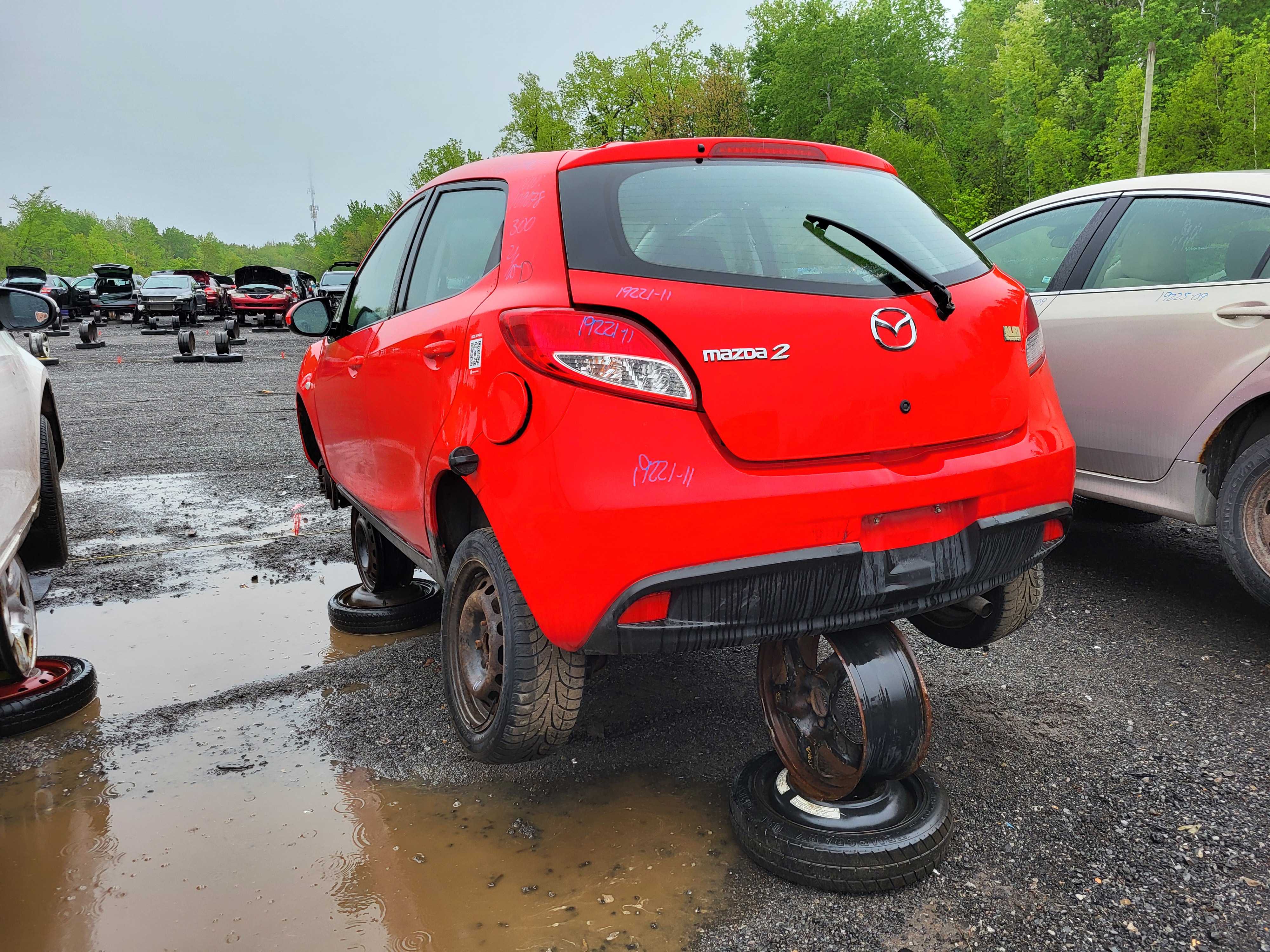MAZDA MAZDA2 2011