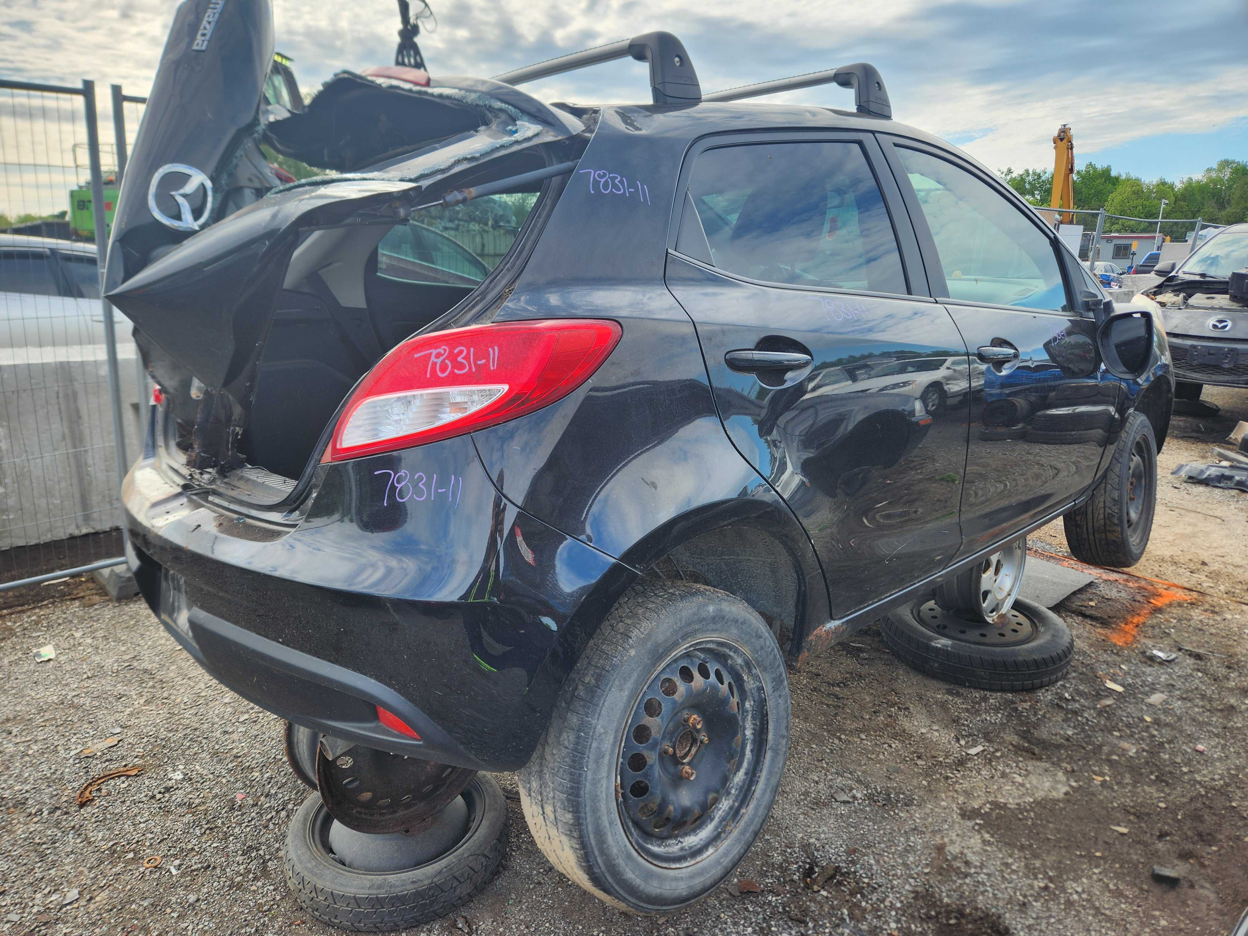 MAZDA MAZDA2 2011