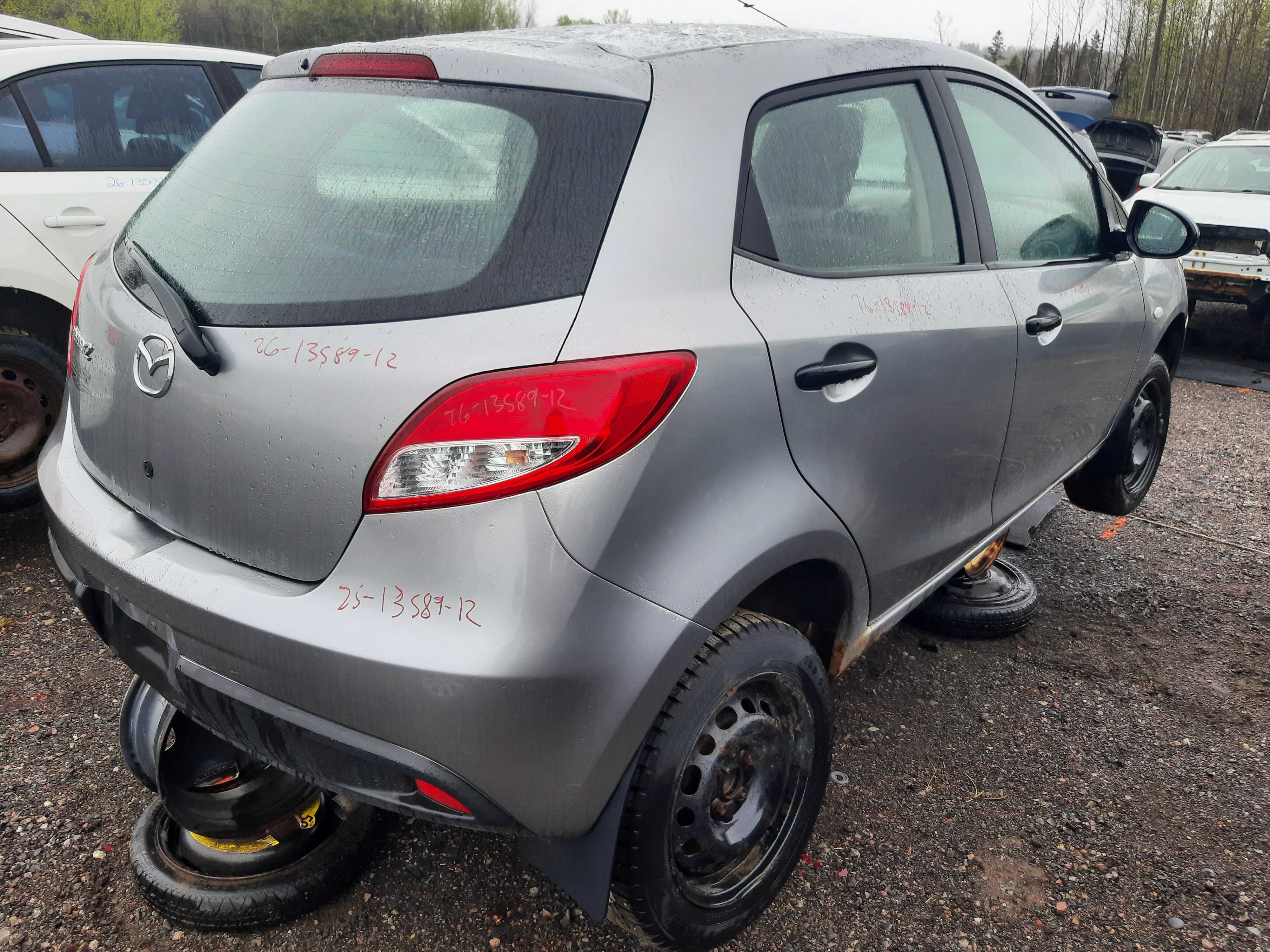 MAZDA MAZDA2 2012