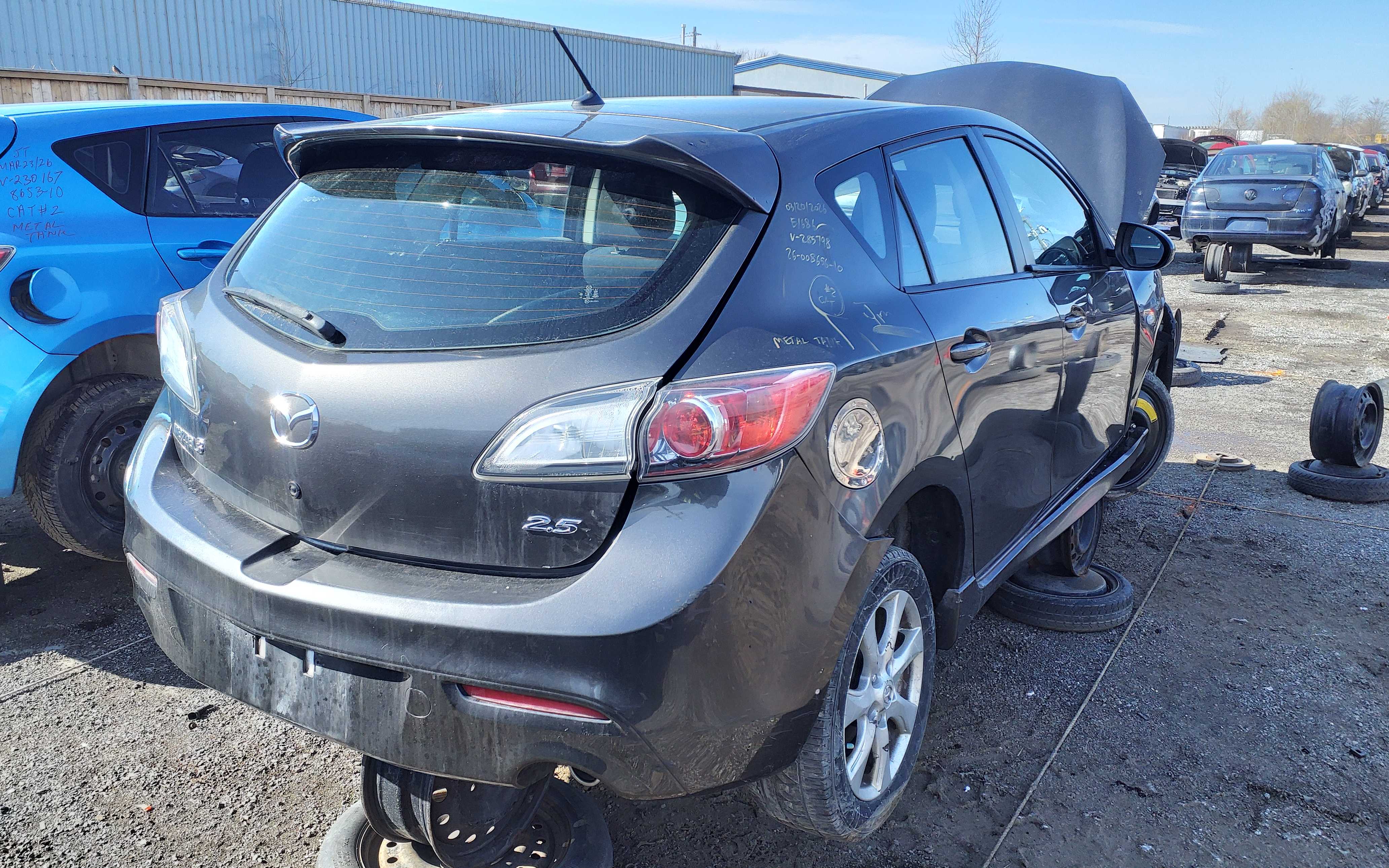 MAZDA MAZDA3 2010