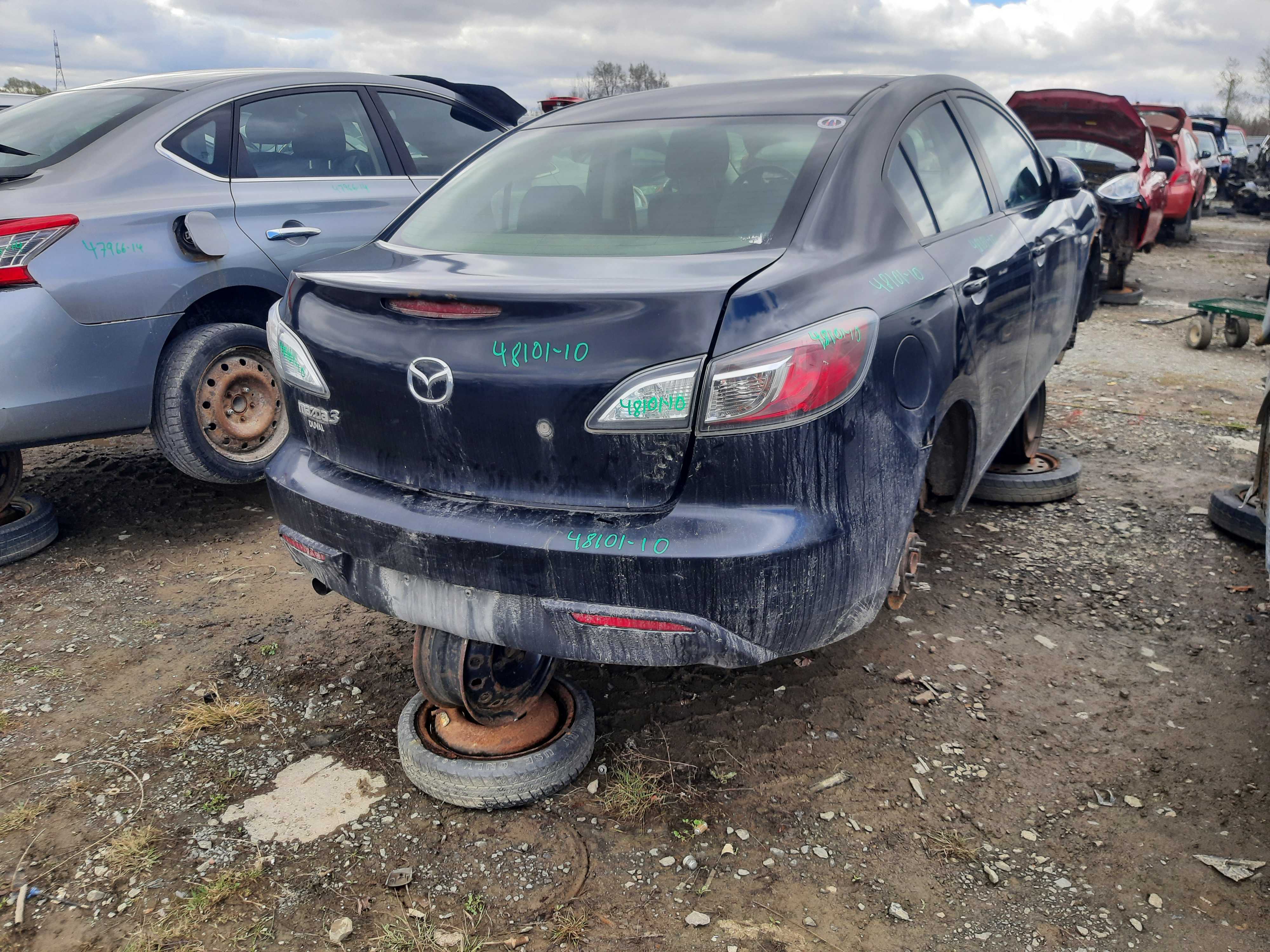 MAZDA MAZDA3 2010