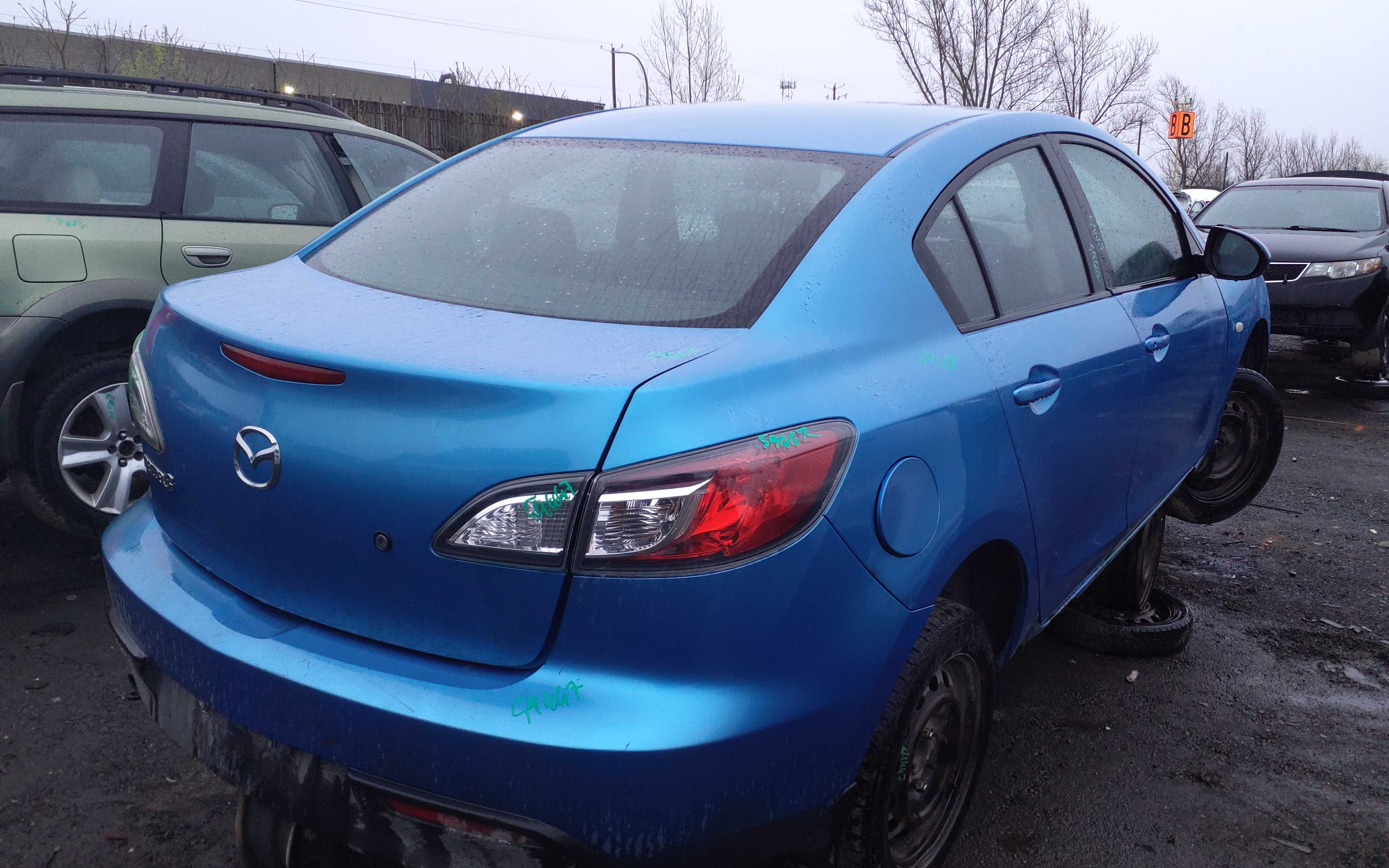 MAZDA MAZDA3 2010
