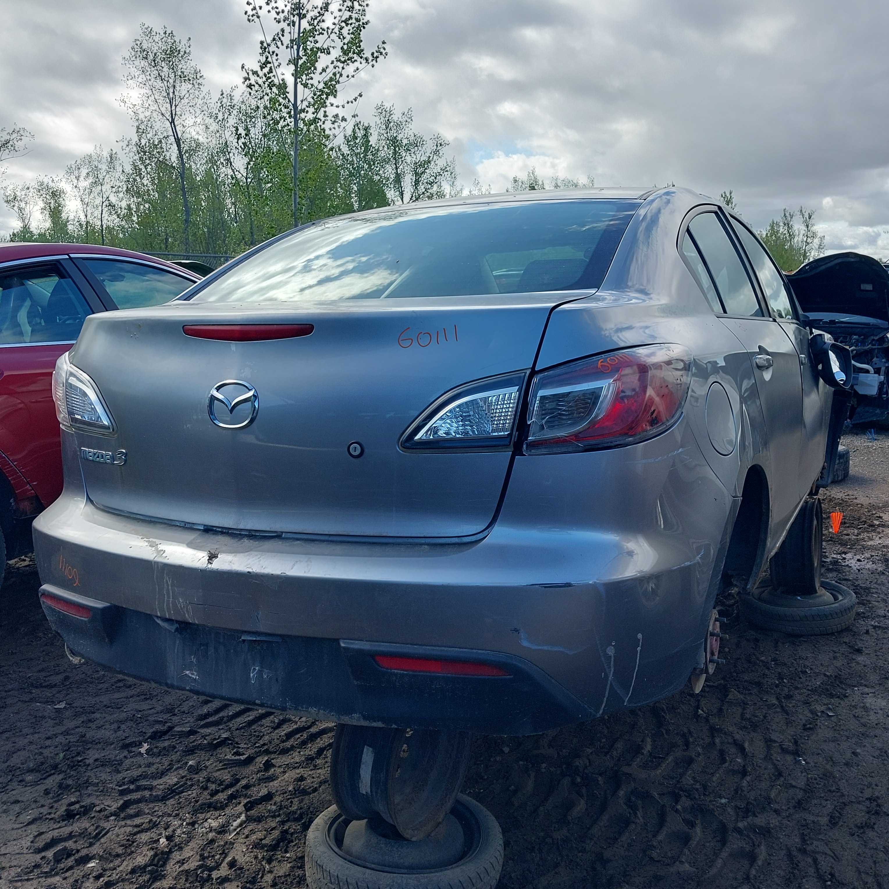 MAZDA MAZDA3 2010
