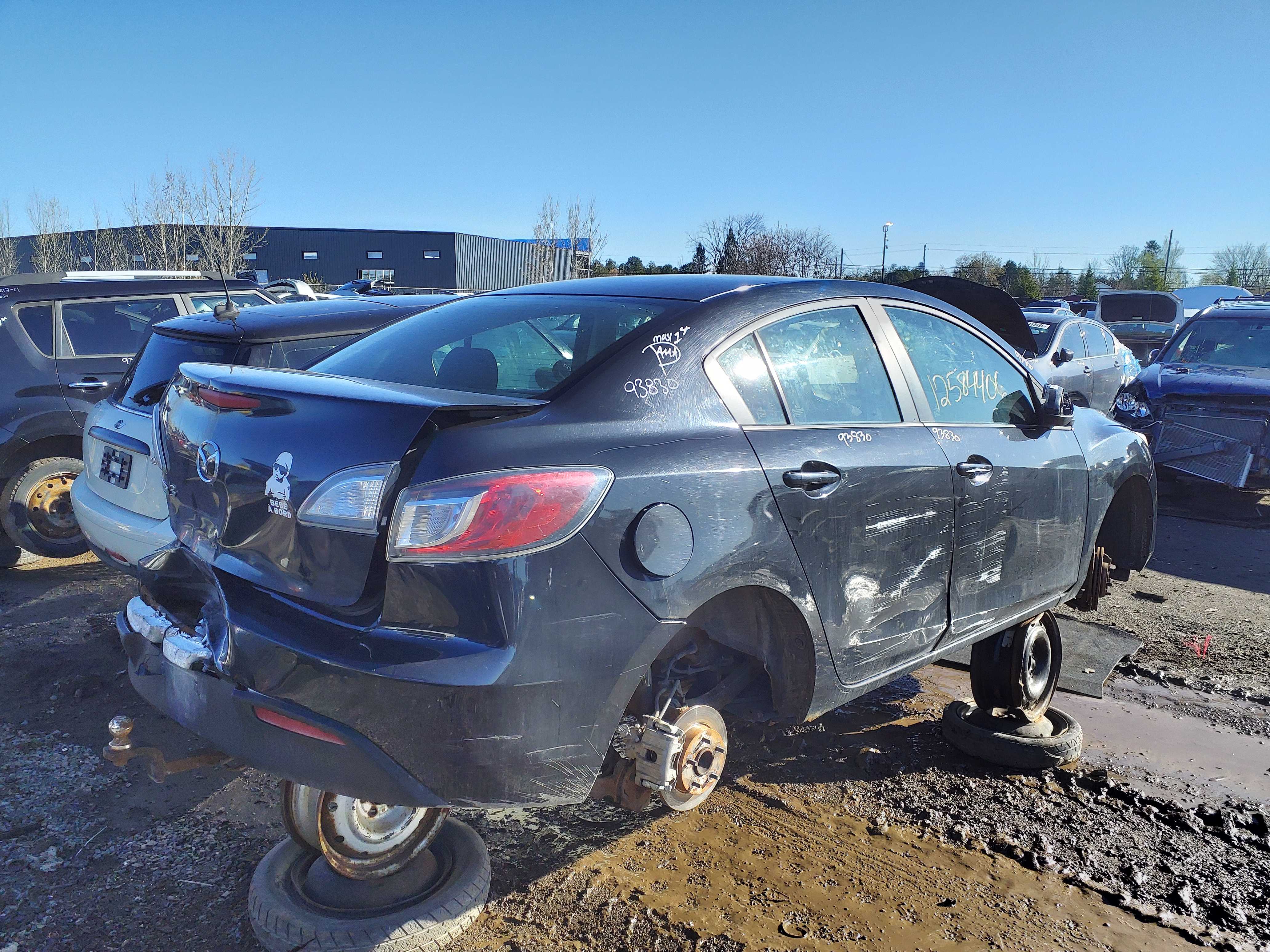MAZDA MAZDA3 2011