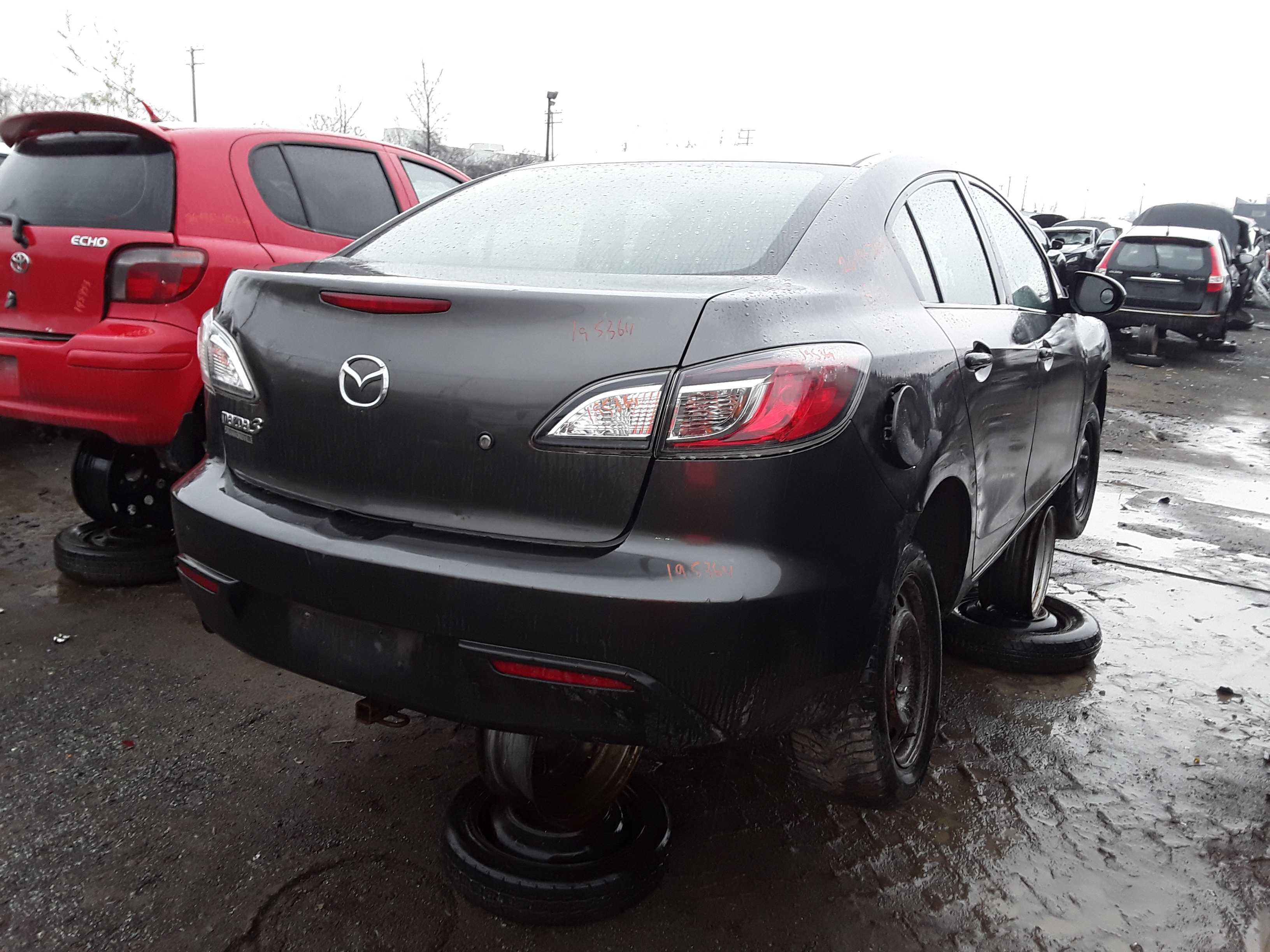 MAZDA MAZDA3 2011