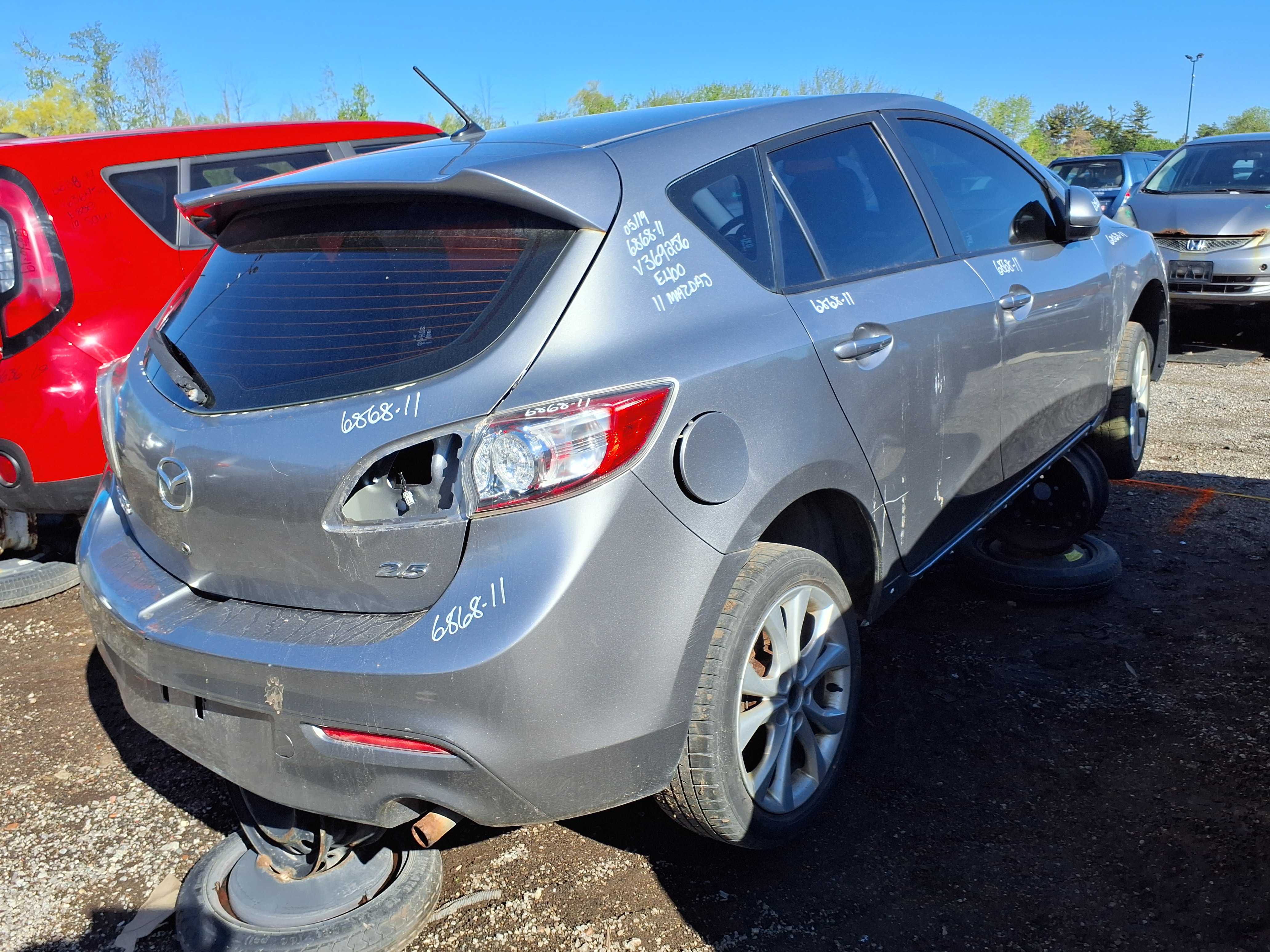 MAZDA MAZDA3 2011