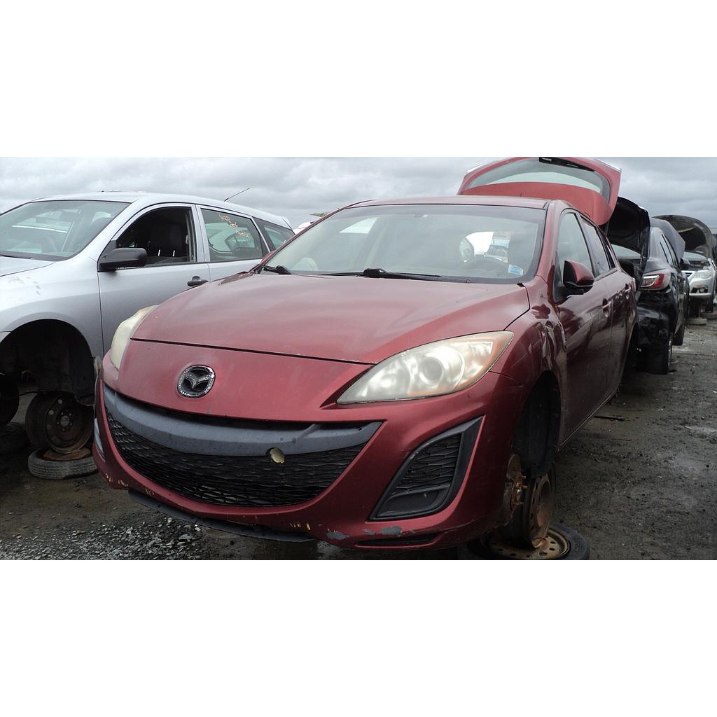 MAZDA MAZDA3 2011