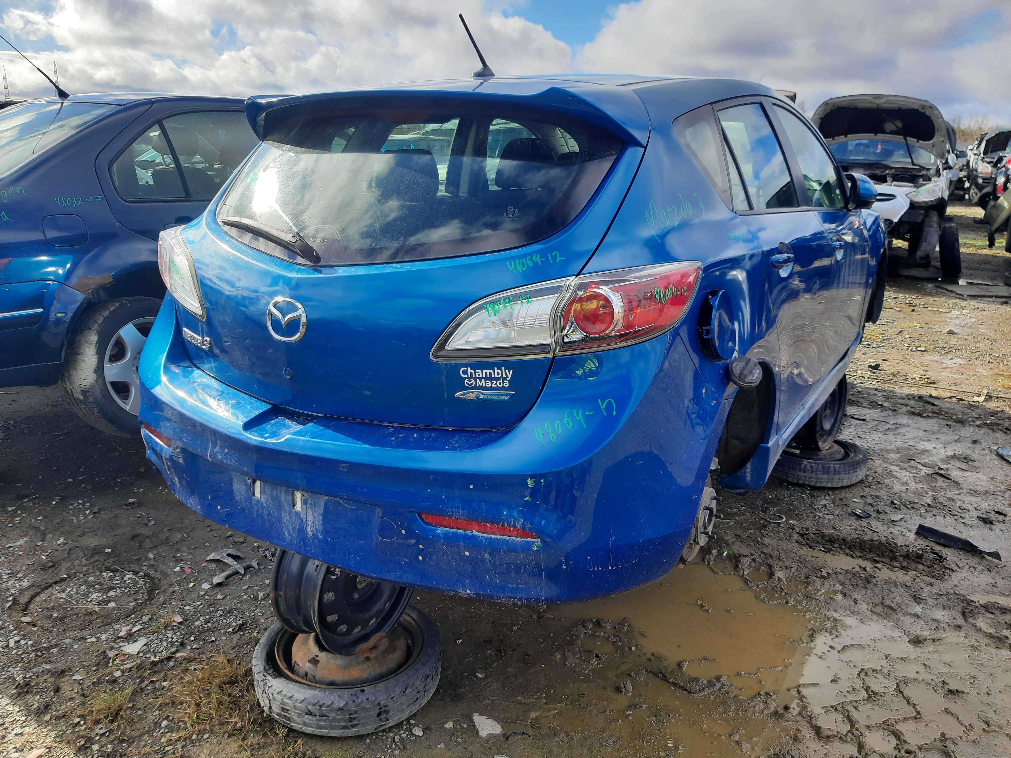 MAZDA MAZDA3 2012