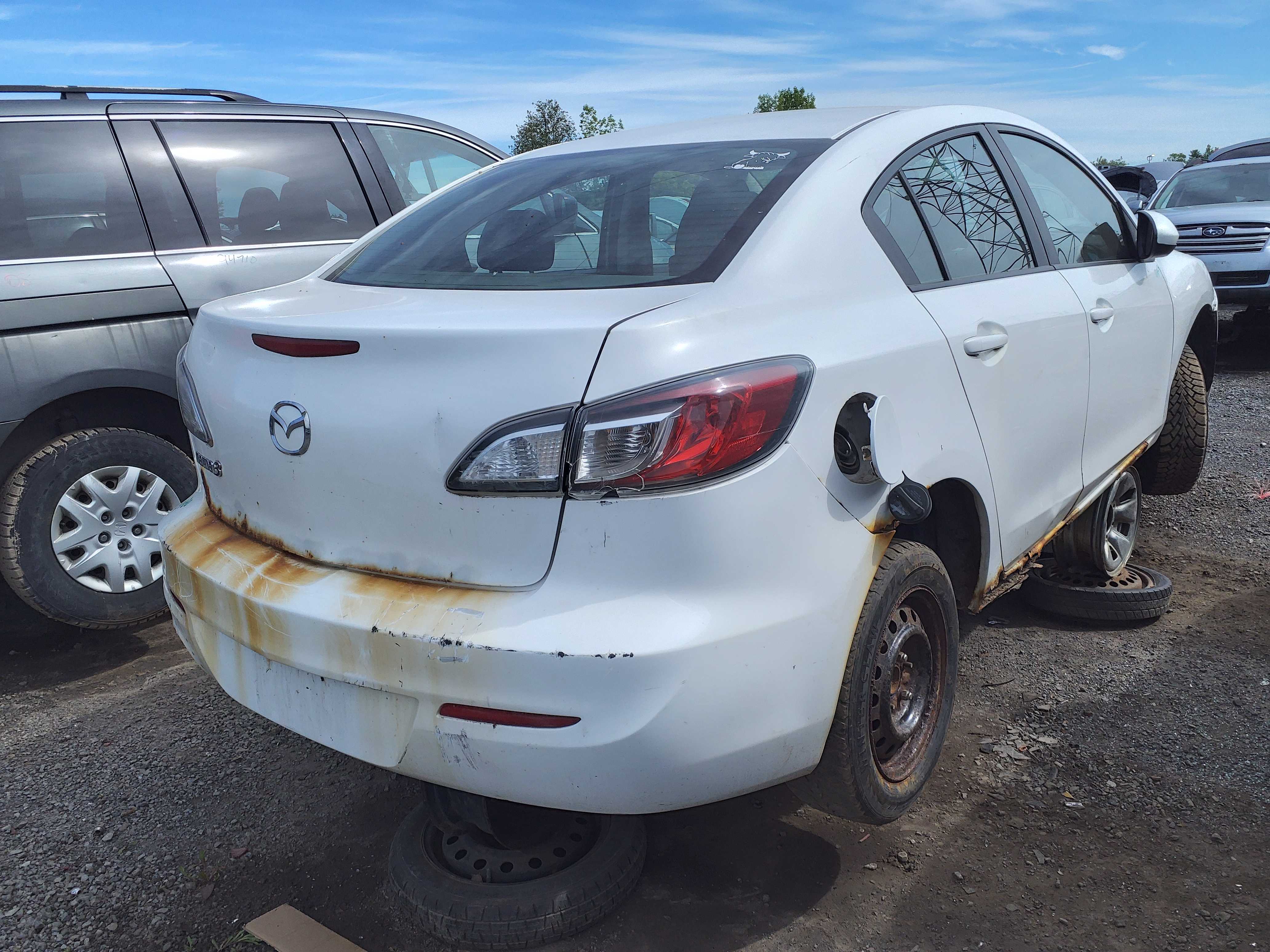 MAZDA MAZDA3 2012