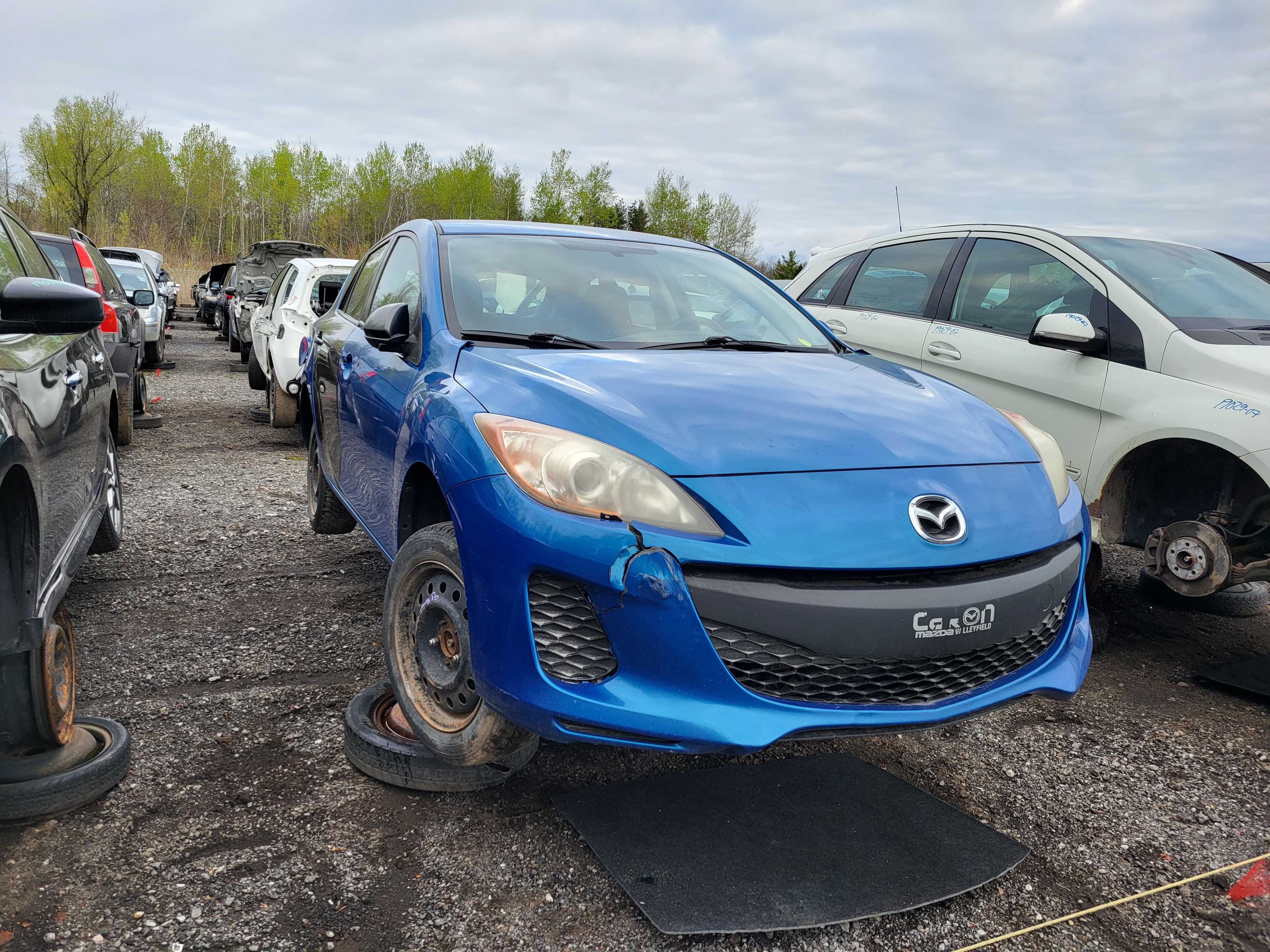MAZDA MAZDA3 2013
