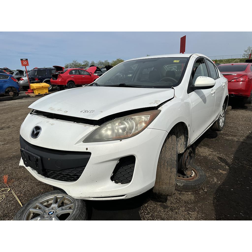 MAZDA MAZDA3 2013