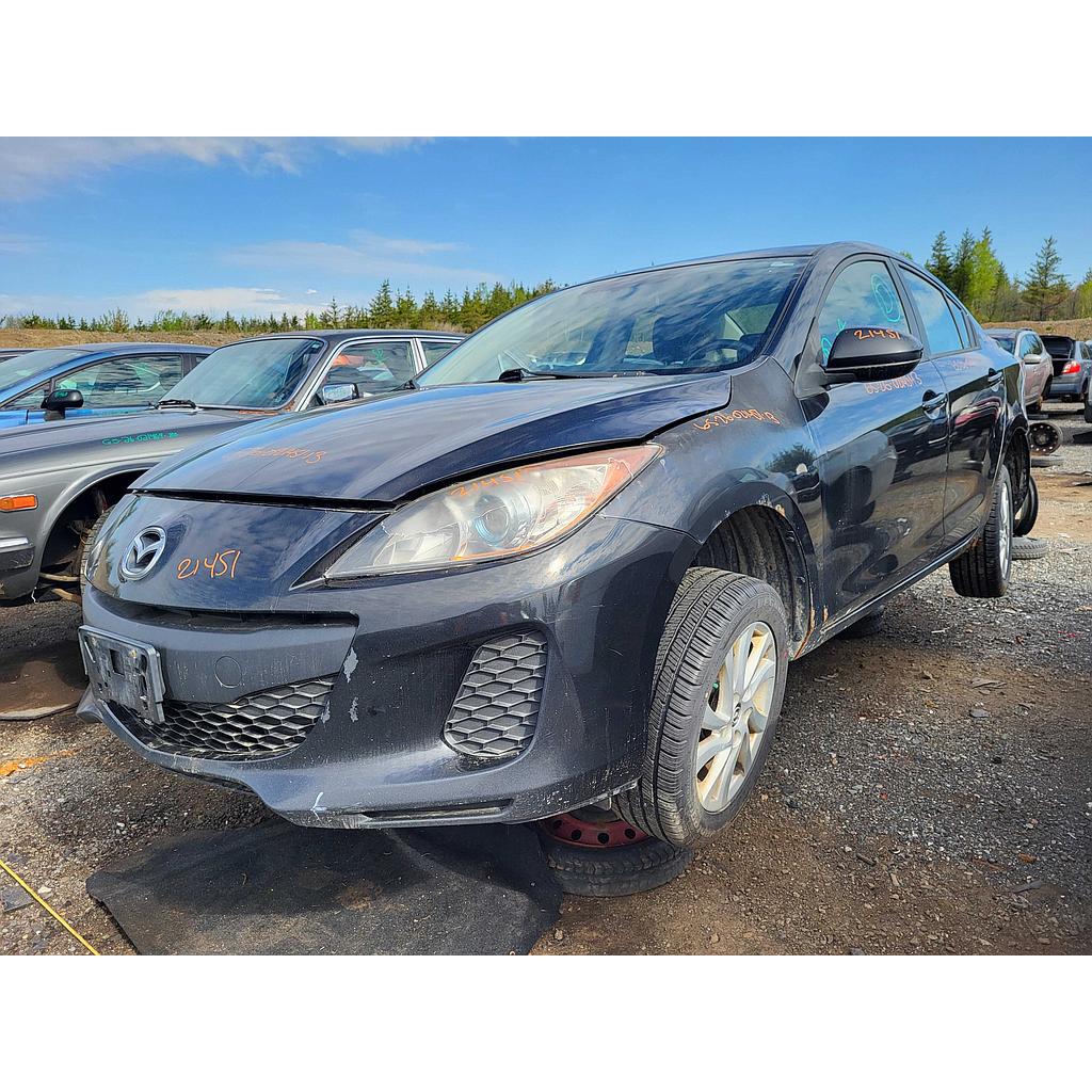 MAZDA MAZDA3 2013