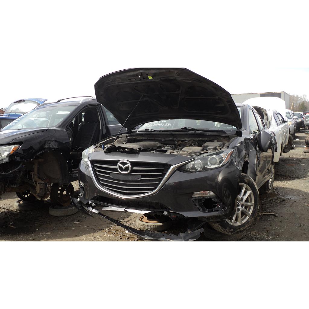 MAZDA MAZDA3 2015
